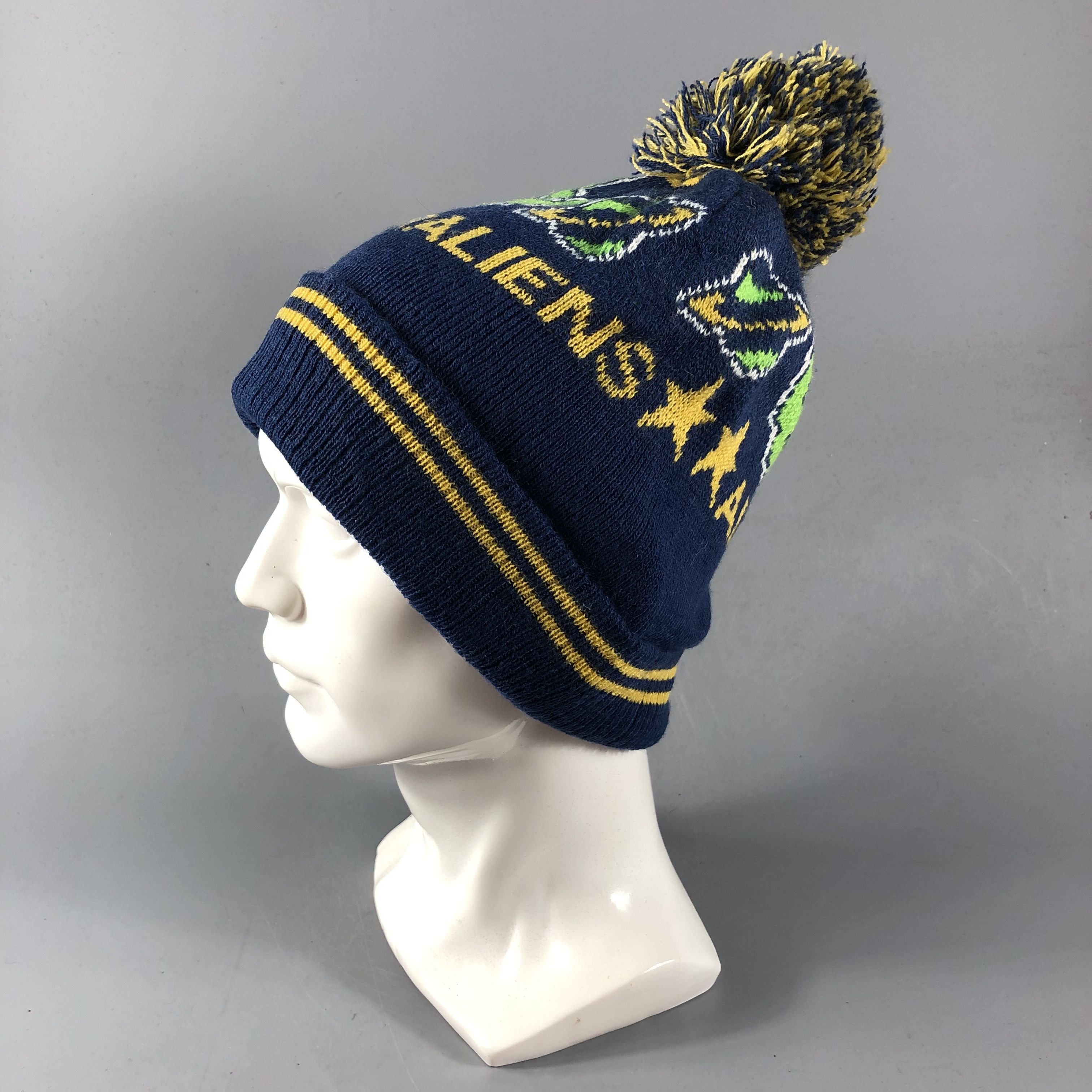 Disney Disney/Pixar Alien Bobble Beanie Snowcap Snow Hat B683 Size ONE SIZE - 2 Thumbnail