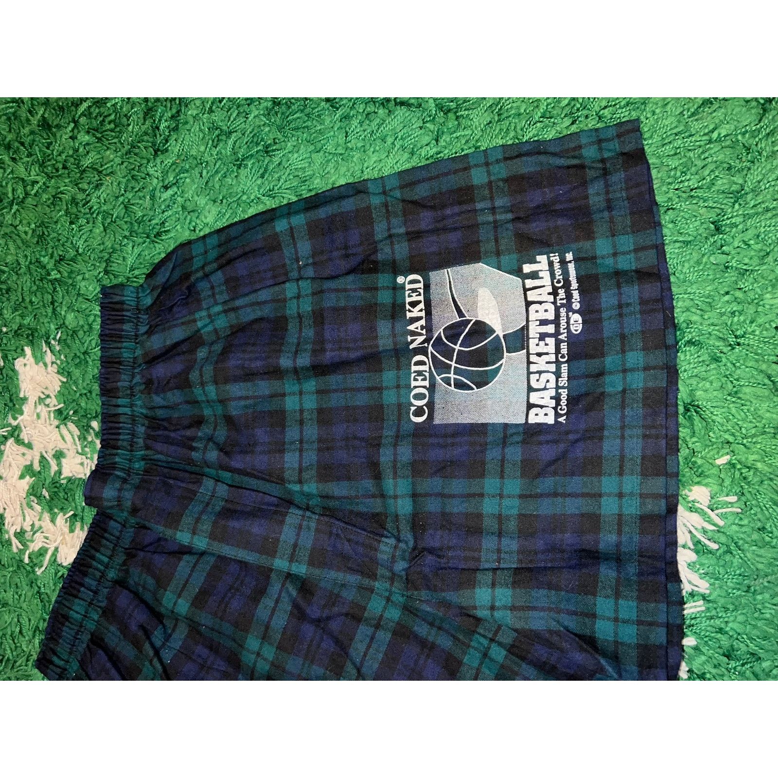 Vintage Vintage Coed Sportswear Naked Basketball Green Boxers VTG L Size 26" / US 2 / IT 38 - 2 Thumbnail