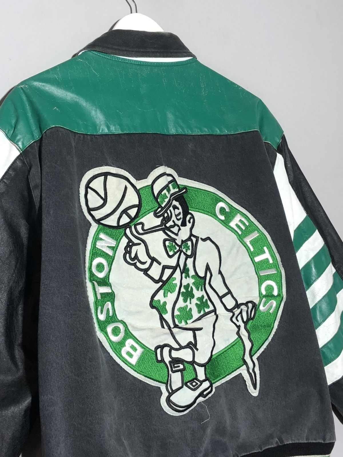 Jeff Hamilton Vintage 90s Boston Celtics Jeff Hamilton NBA Rare Jacket Size US XL / EU 56 / 4 - 3 Thumbnail