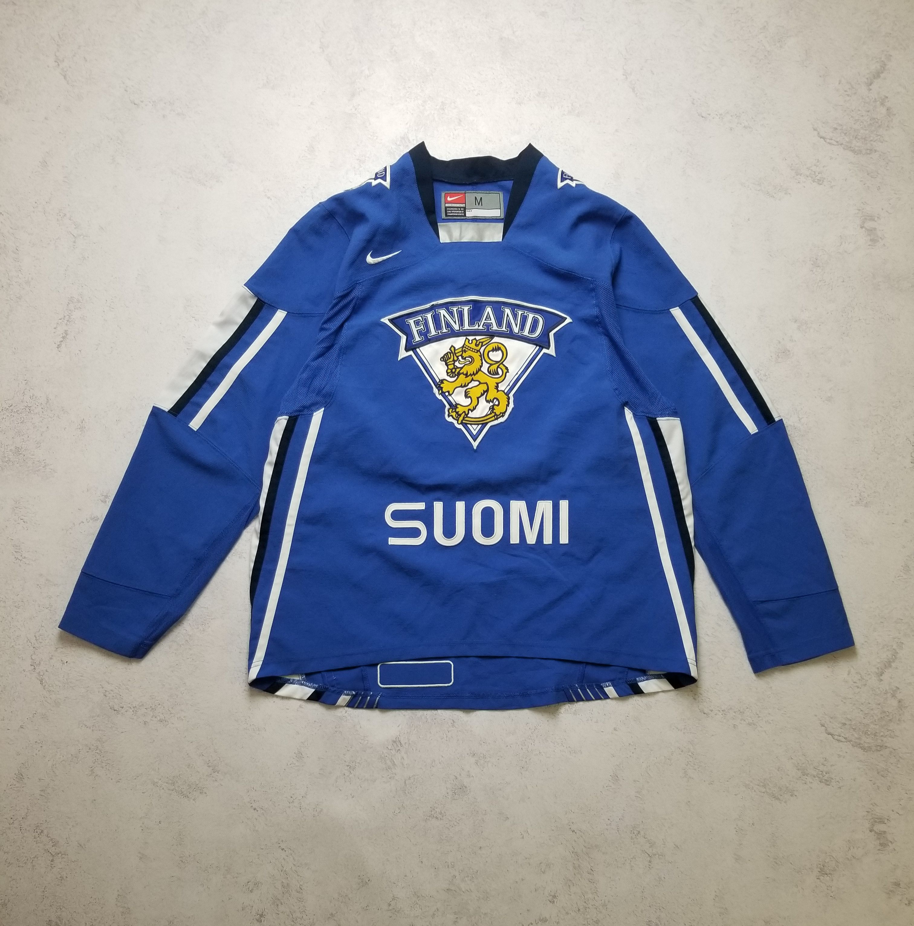 Vintage 2006 Nike Finland IIHF Ice Hockey Jersey Olympics
