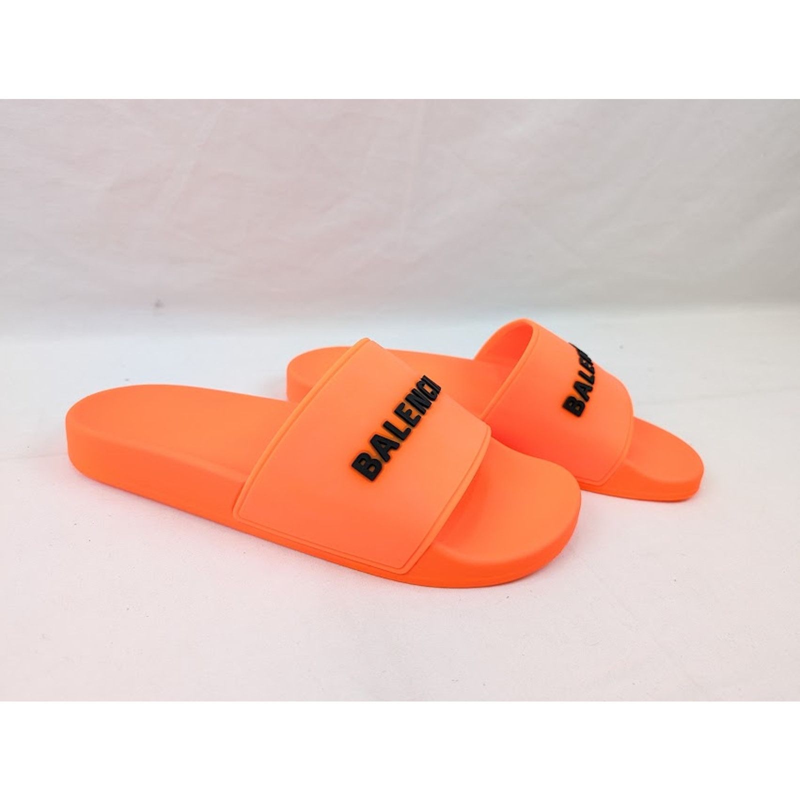 Balenciaga o1rshd1 Smooth Rubber Pool Logo Slide in Orange/Black Size US 9 / EU 42 - 12 Thumbnail