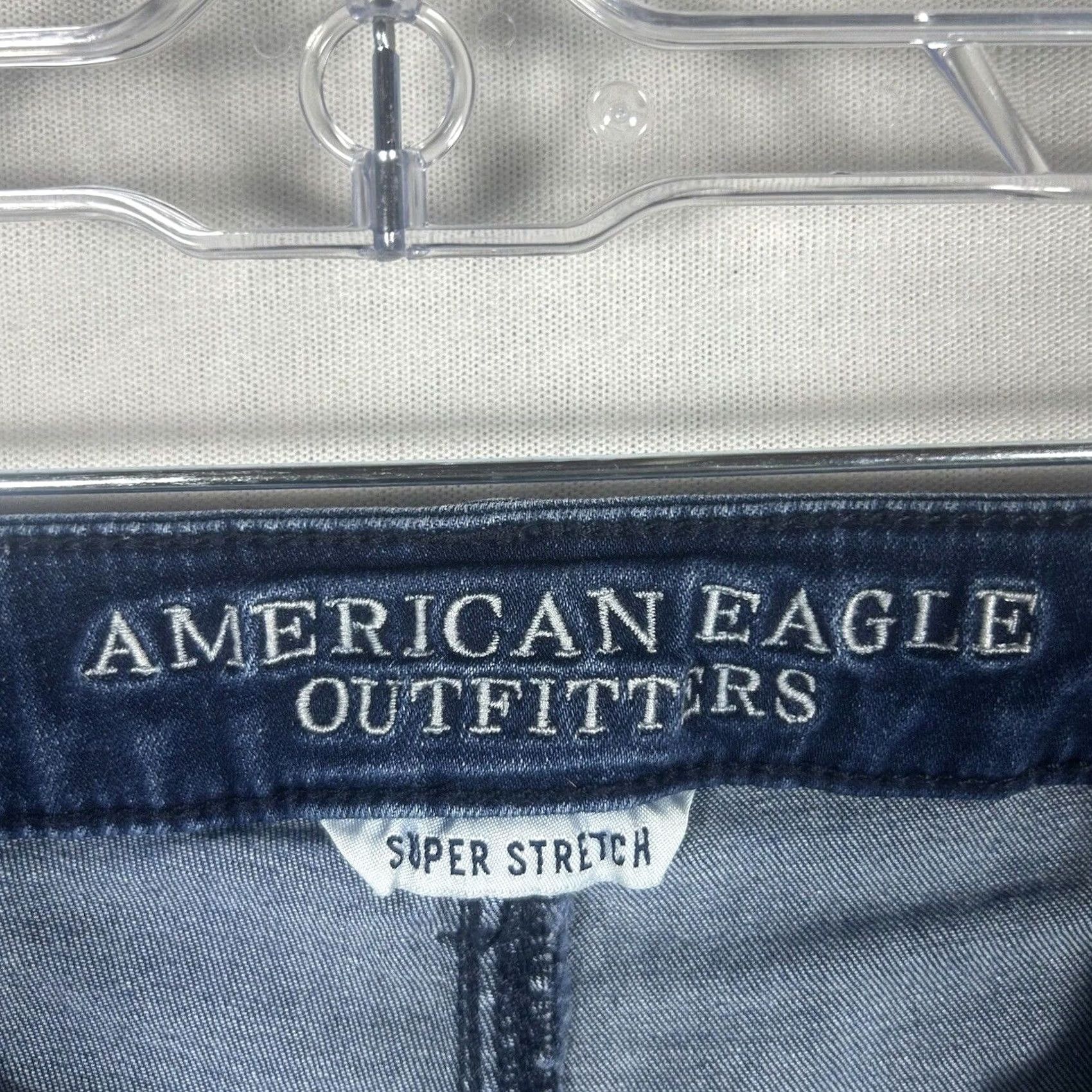 American Eagle Outfitters American Eagle Outfitters Jeans Shorts Cut-Off 2 Denim Blue Mid Rise 4 in Inseam Womens Stretch Logo Zipper Button Casual Vintage: No Size 26" / US 2 / IT 38 - 3 Thumbnail