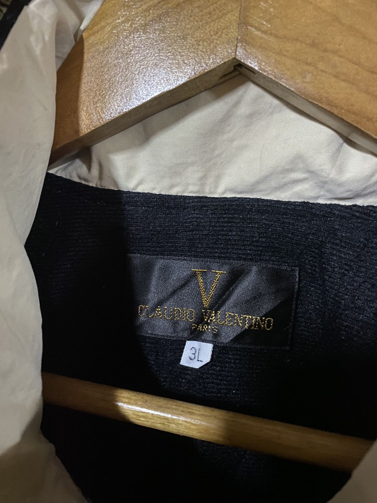 Vintage Claudio Valentino Paris Vintage Windbreaker Jacket - Beige Size US L / EU 52-54 / 3 - 4 Thumbnail