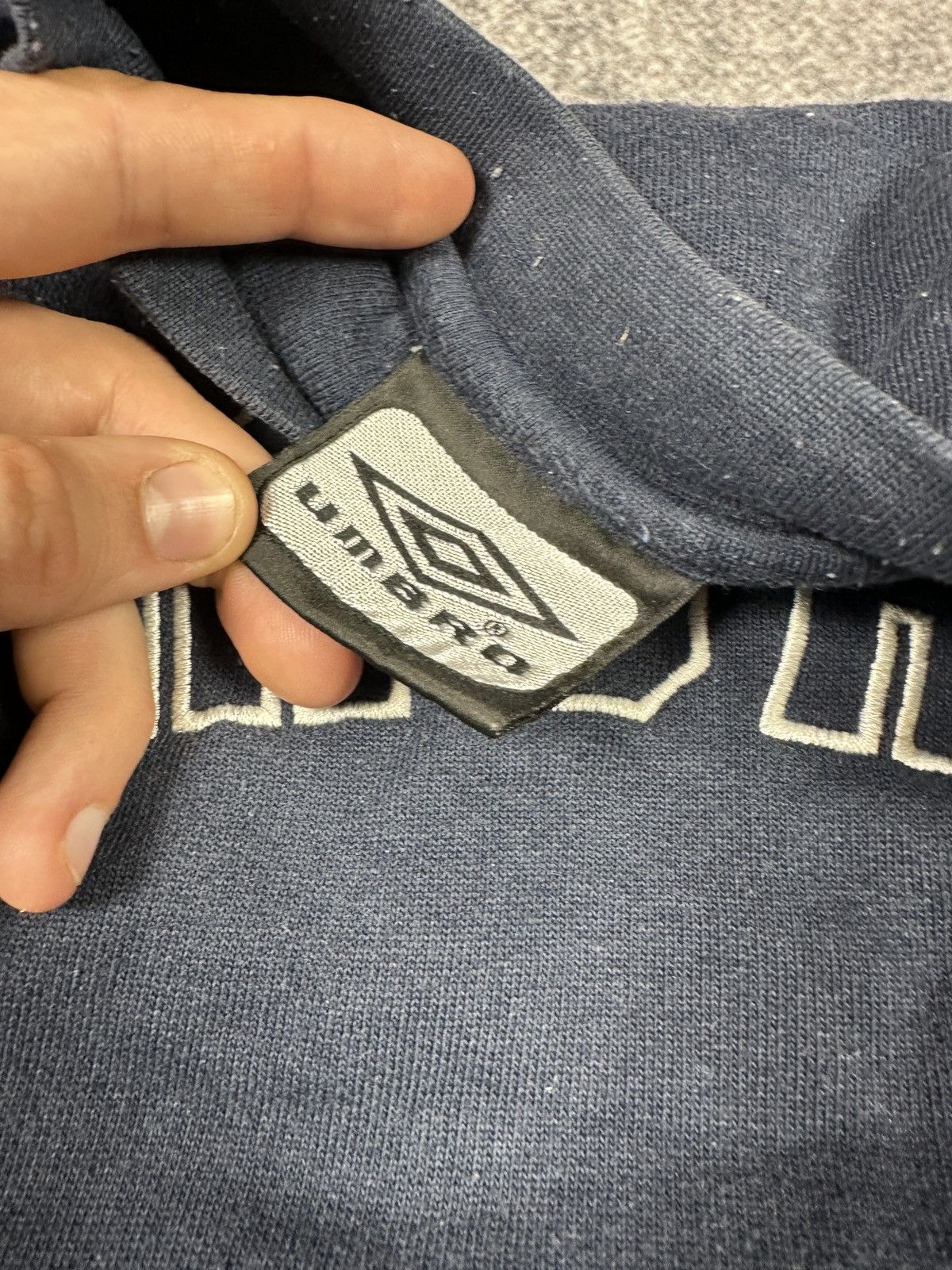 Umbro Vintage Umbro Big Logo Sweatshirt Streetwear L USA Rare Size US L / EU 52-54 / 3 - 3 Thumbnail