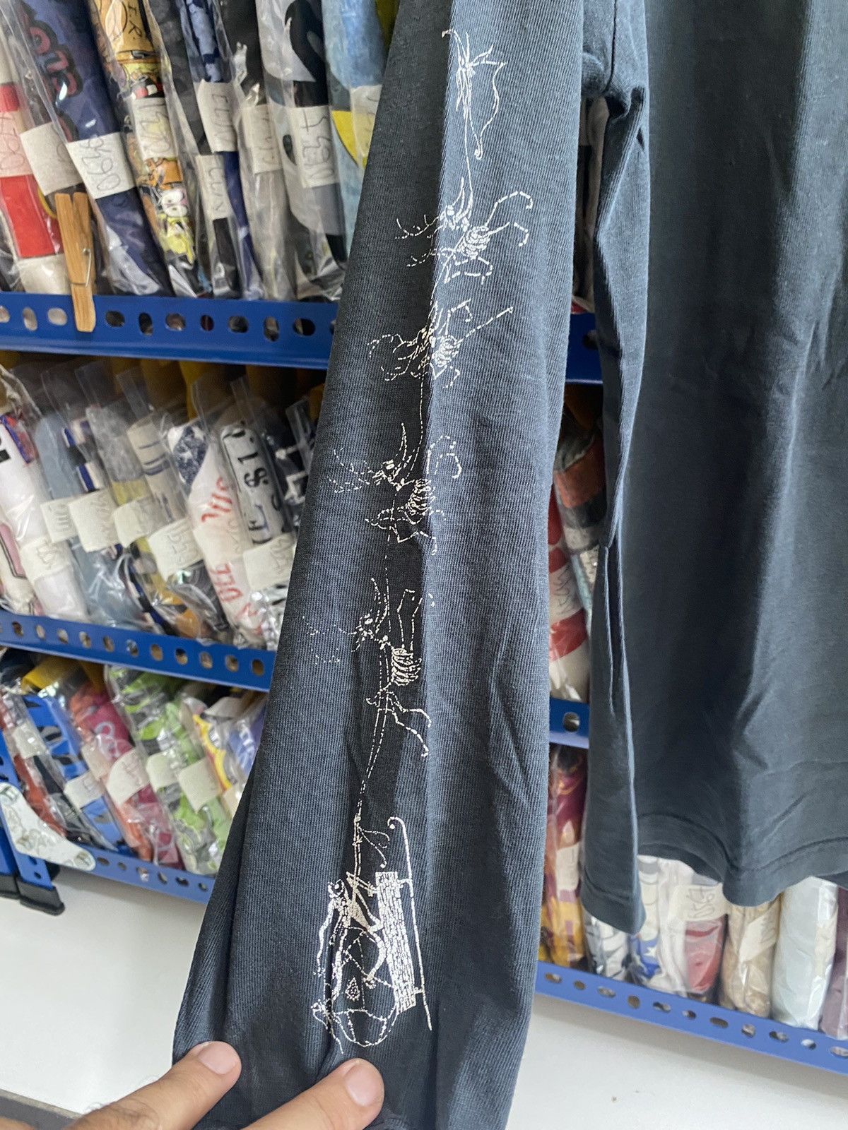 Other TIM BORTONS NIGHTMARE BEFORE CRISMAS TSHIRT Size US S / EU 44-46 / 1 - 8 Thumbnail