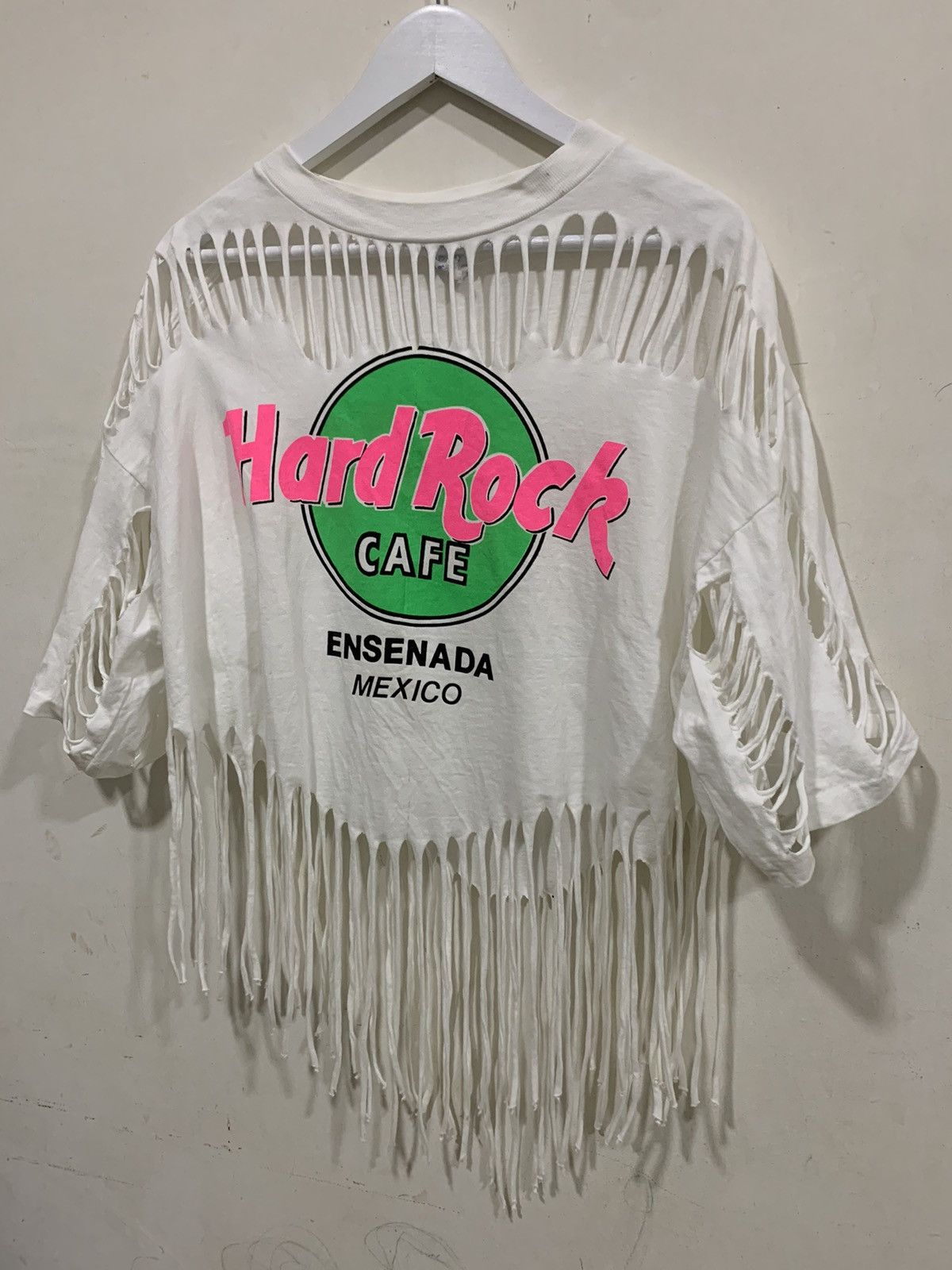 Hard Rock Cafe Vintage Hard Rock Cafe Ensenada Mexico Thrashed Style Size US XL / EU 56 / 4 - 5 Thumbnail