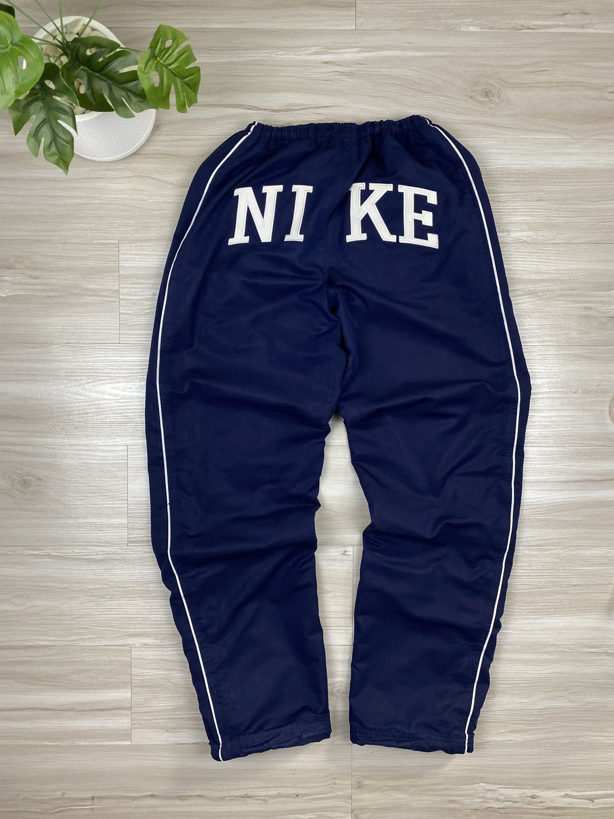 Nike × Vintage Vintage Y2K Nike nylon track Pants Joggers drill Gorpcore Size US 30 / EU 46 - 1 Thumbnail