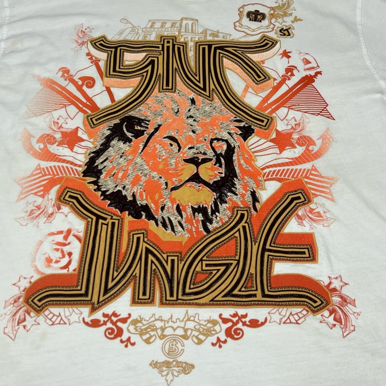 Jungles Vintage Y2K 5ive Jungle Embossed White Lion Shirt SIZE 3XL Size US XXL / EU 58 / 5 - 3 Thumbnail
