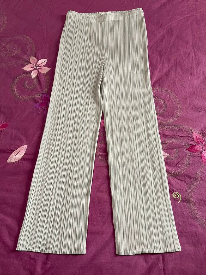 Issey Miyake Issey Miyake Grey pleated pants Size 25" / US 0 / IT 36 - 3 Thumbnail