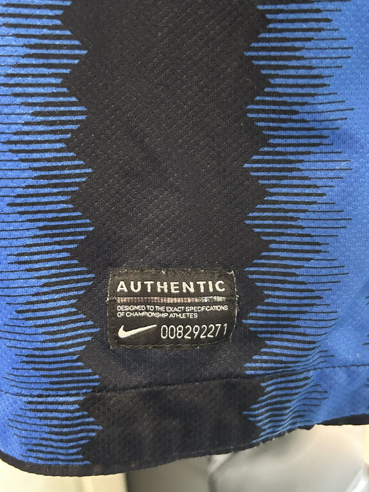 Nike 2010-2011 Nike Inter Milan Home L/S Jersey Size US M / EU 48-50 / 2 - 5 Thumbnail