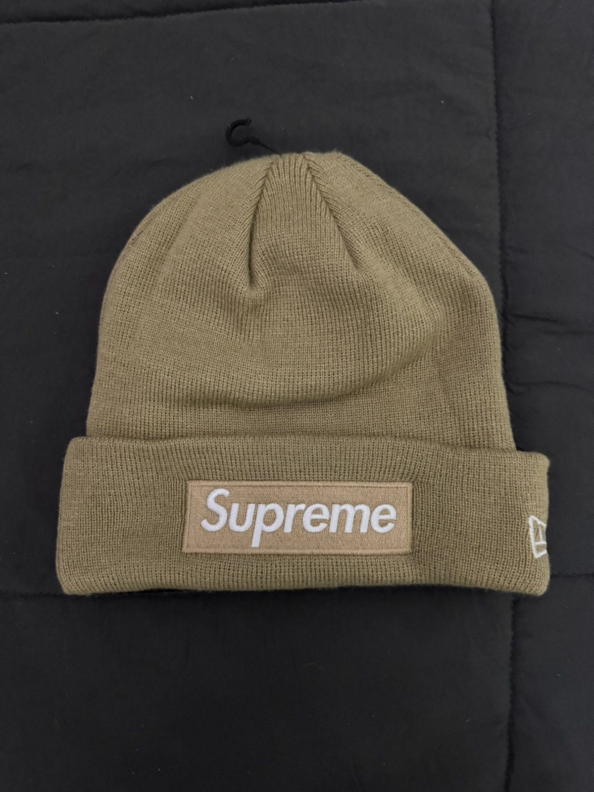 New Era × Supreme Supreme New Era Box Logo Beanie - Dark Sand (FW 23) Size ONE SIZE - 5 Thumbnail