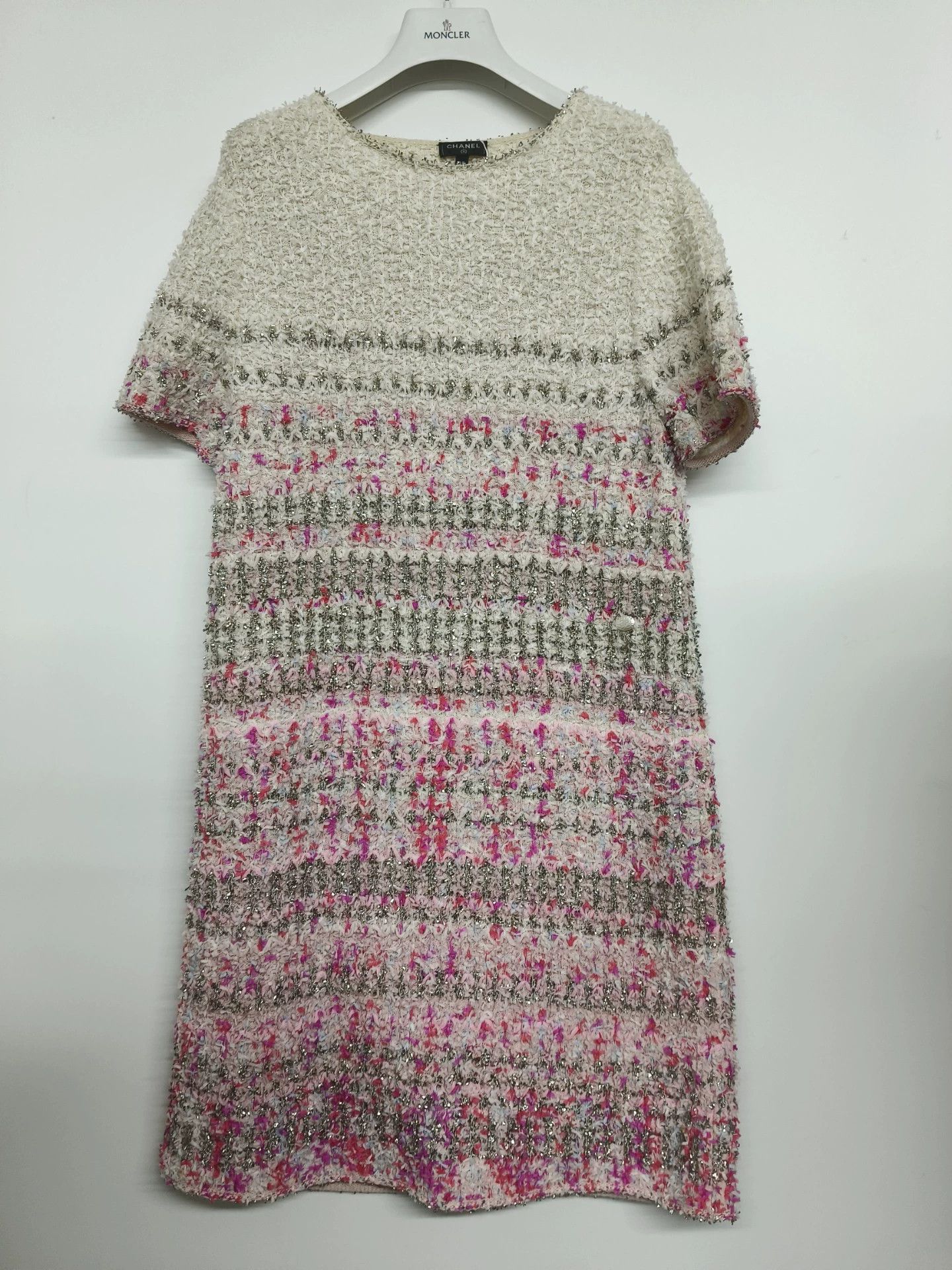 Chanel Chanel women's dress shoulder 41 bust 86 waist 90 length 92 Size S / US 4 / IT 40 - 1 Thumbnail