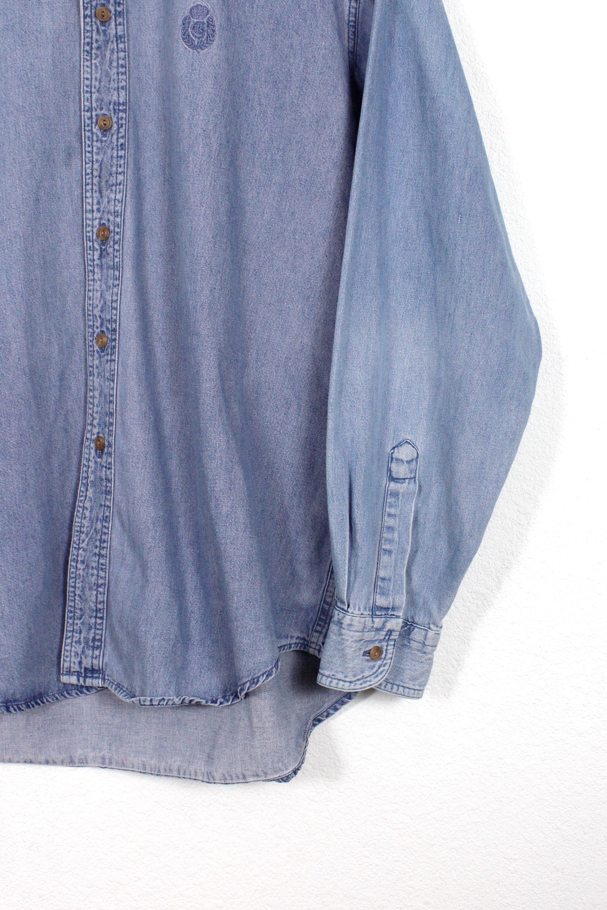 Chaps Ralph Lauren × Denime × Polo Ralph Lauren Vintage Chaps Ralph Lauren Logo Denim Jeans Shirt 90s Size US L / EU 52-54 / 3 - 2 Thumbnail