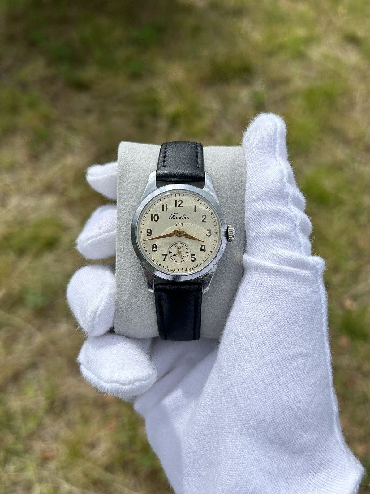 Vintage Vintage Watch Pobeda USSR Soviet Mechanical Authentic 1950s Size ONE SIZE - 1 Thumbnail