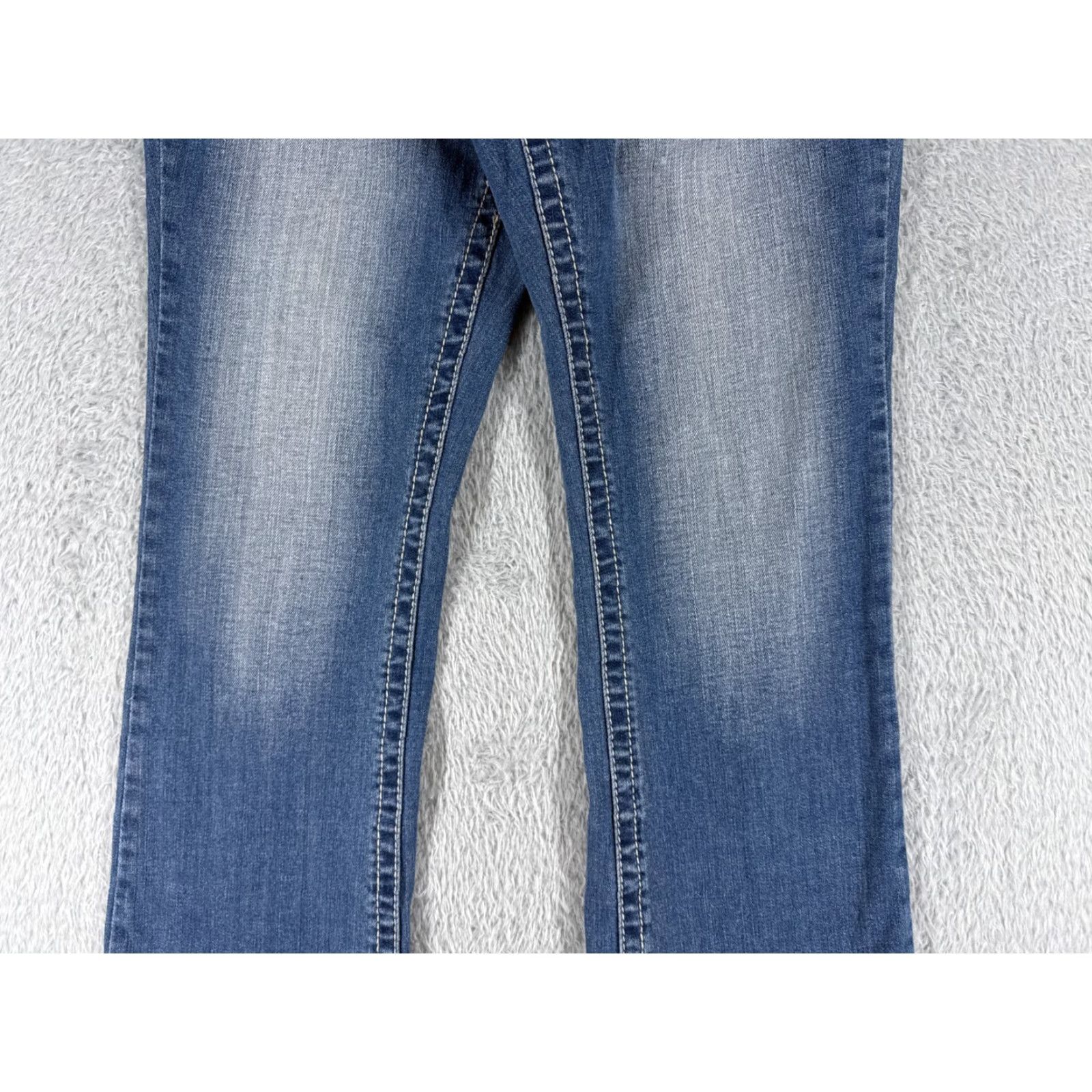 Vintage Maurices Jeans Women 5 Blue Denim Flared Low Rise 30x29 Cotton Embroidered Distressed 5-Pocket Design Vintage: No Size 27" / US 4 / IT 40 - 3 Thumbnail