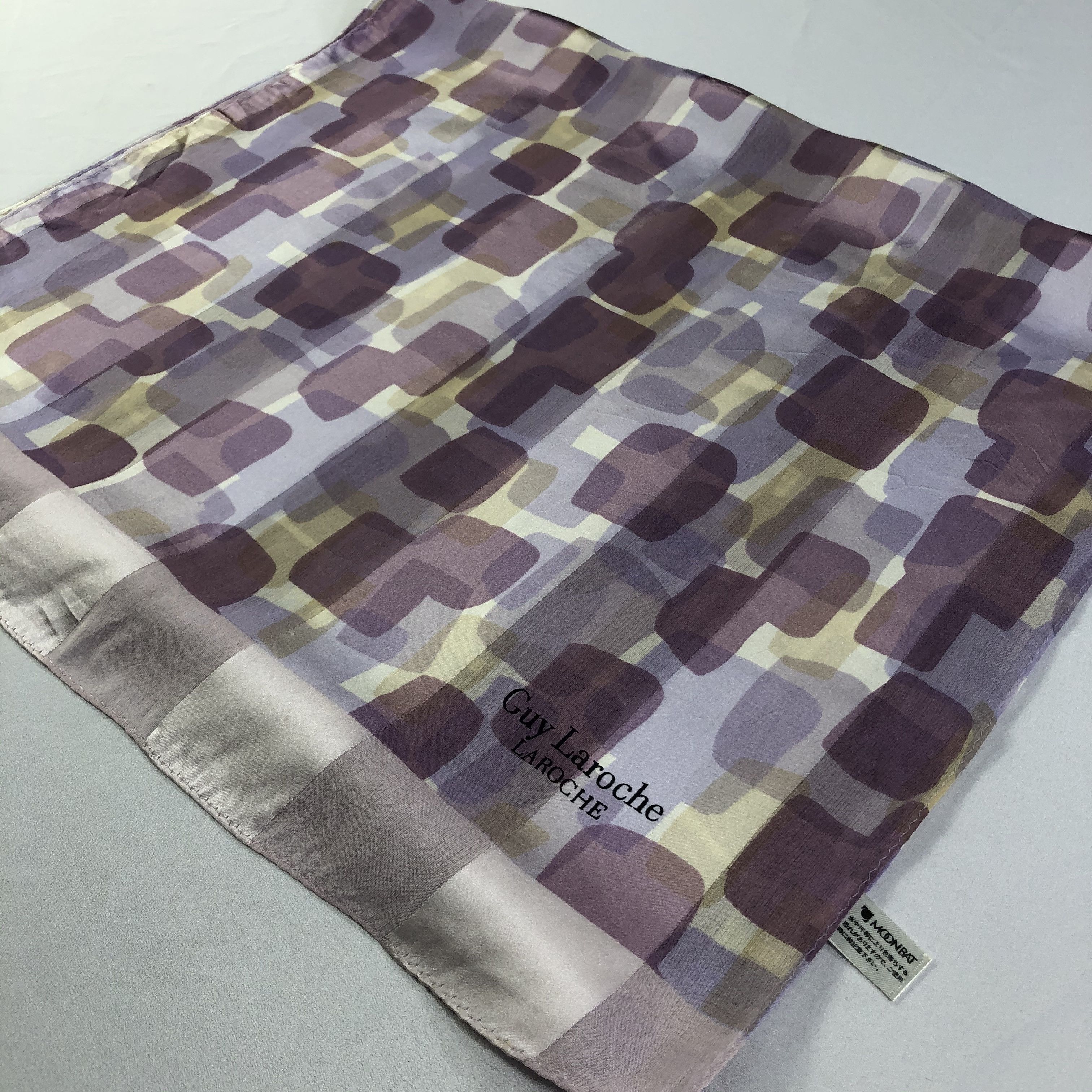 Guy Laroche × Vintage Vintage Guy Laroche Silk Scarf Size ONE SIZE - 4 Thumbnail