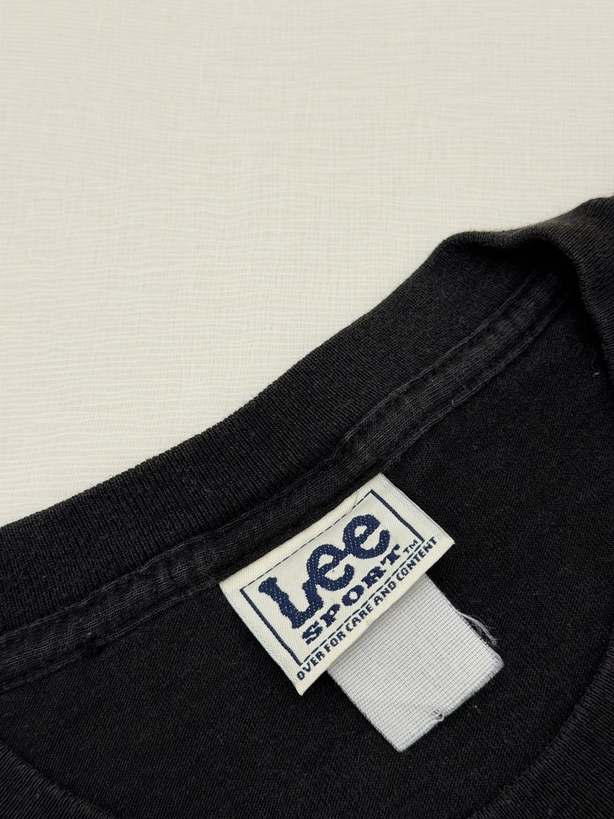 Lee Vintage 90s Allen Iverson Big Face Rap Tee 76ers LeeSport L Size US L / EU 52-54 / 3 - 4 Thumbnail