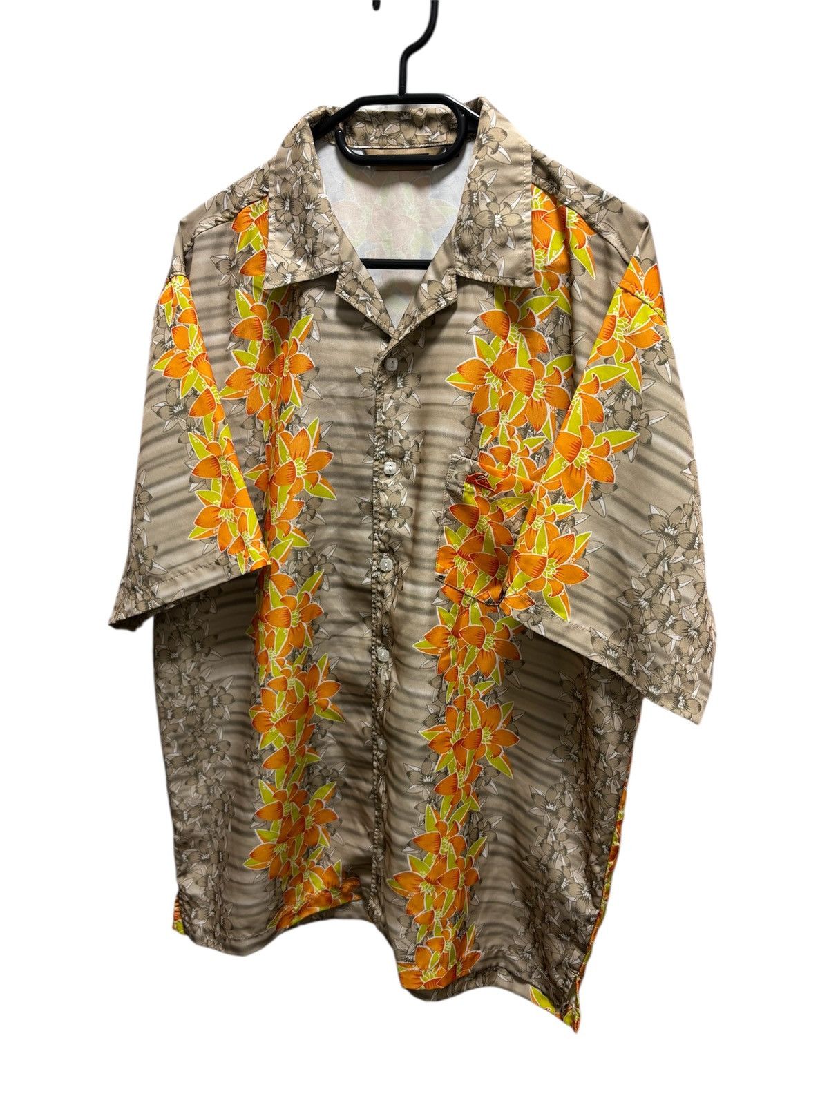 Quiksilver Vintage Quiksilver Hawaii Oversized Shirts All Over Print Size US M / EU 48-50 / 2 - 1 Thumbnail