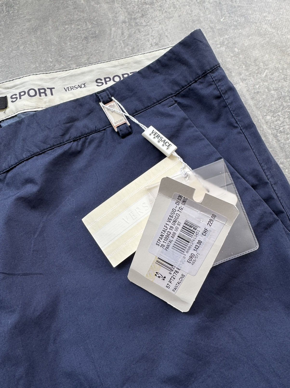 Versace × Vintage New Vintage Versace Sport Nylon Casual Pants Size US 36 / EU 52 - 5 Thumbnail