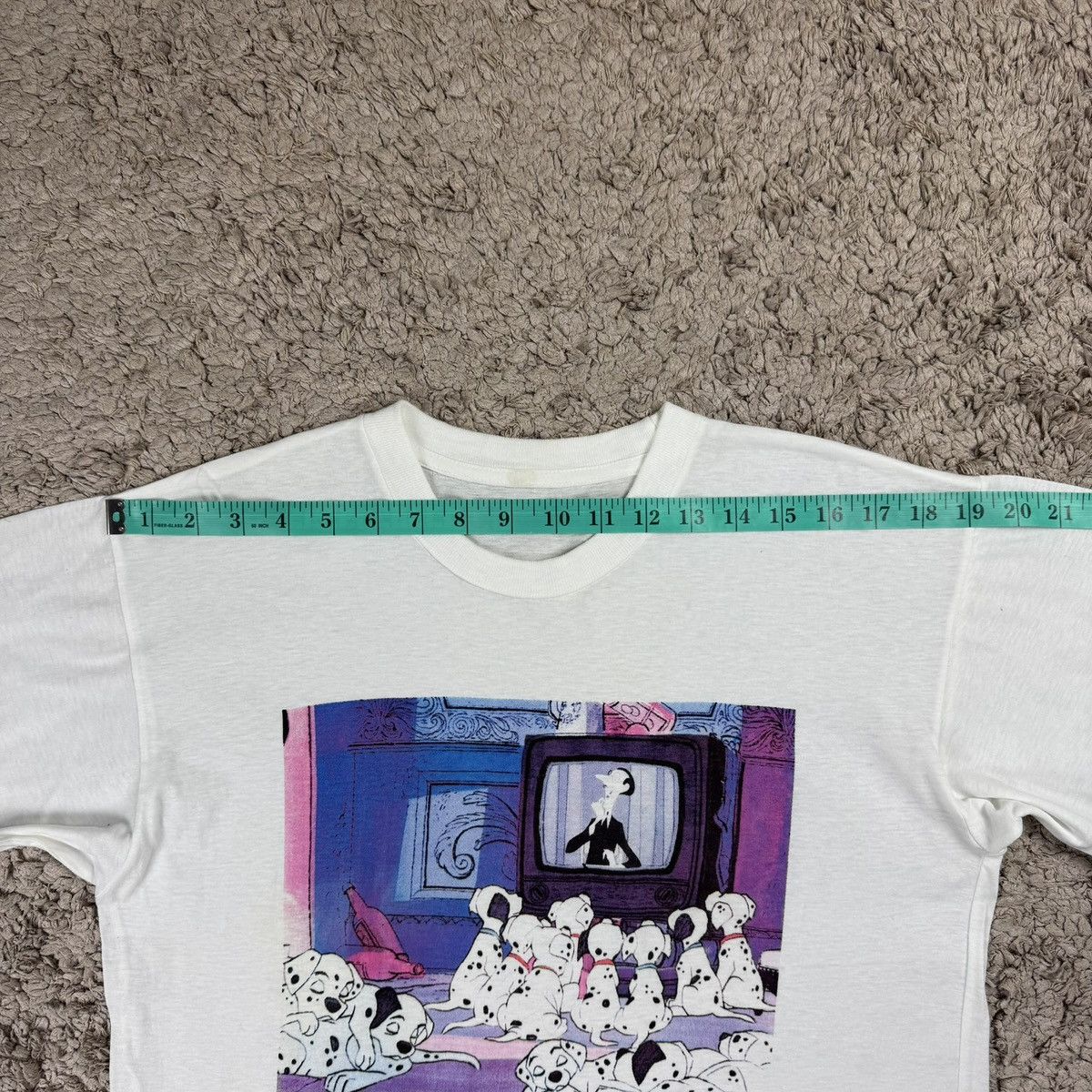 Disney Vintage Walt Disney Company 101 Dalmatians Graphic T-shirt Size US L / EU 52-54 / 3 - 14 Thumbnail