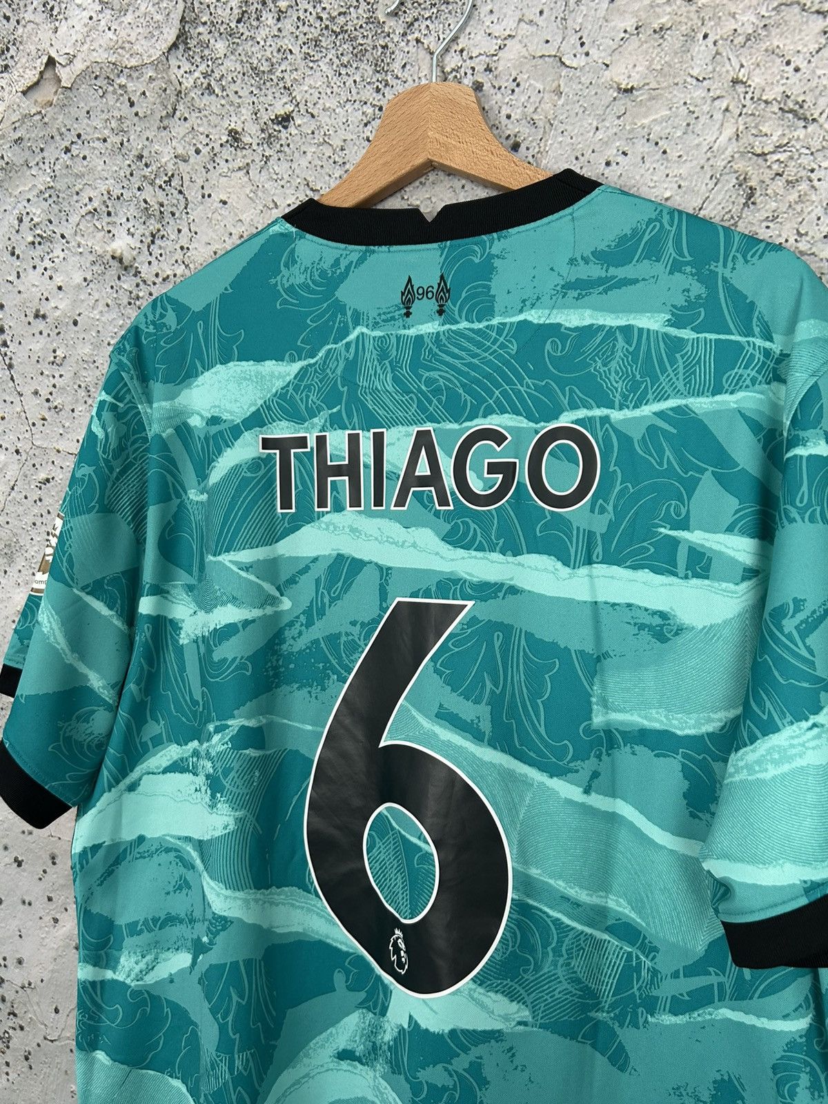 Nike Liverpool FC Nike Thiago Soccer Jersey Football Sportswear Size US XL / EU 56 / 4 - 5 Thumbnail