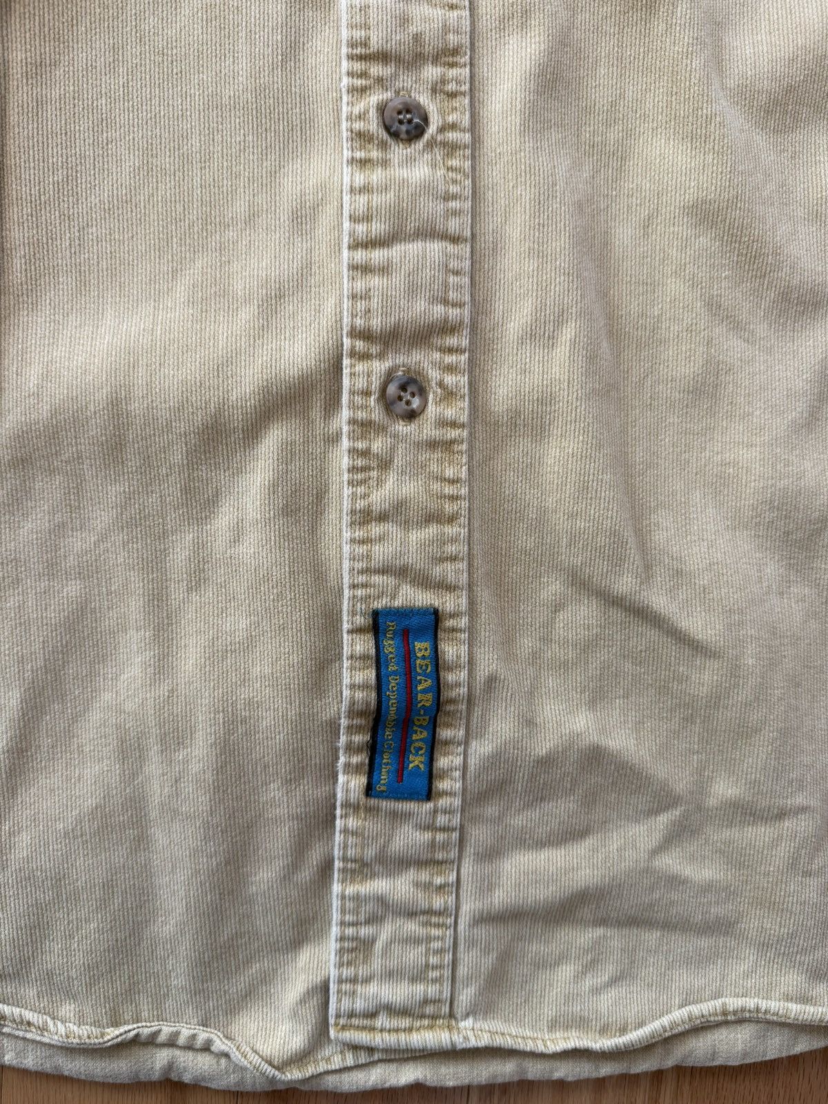 Vintage Vintage Bear Back Corduroy Button Up Shirt Beige Workwear Size US L / EU 52-54 / 3 - 2 Thumbnail