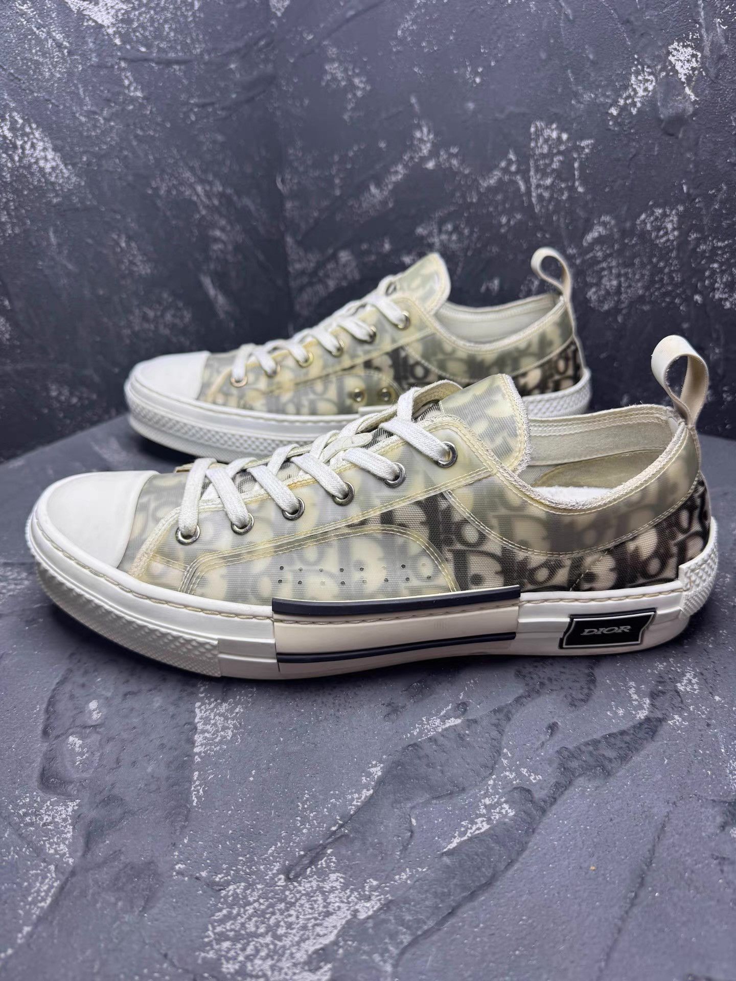 Dior DIOR B23 Grey & White Low-Top Sneakers Q10 Size US 10 / EU 43 - 7 Thumbnail