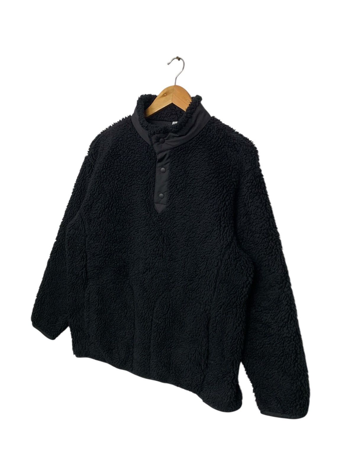 Uniqlo × White Mountaineering Uniqlo X White Mountaineering Half Button Fleece Sweatshirt Size US M / EU 48-50 / 2 - 2 Thumbnail