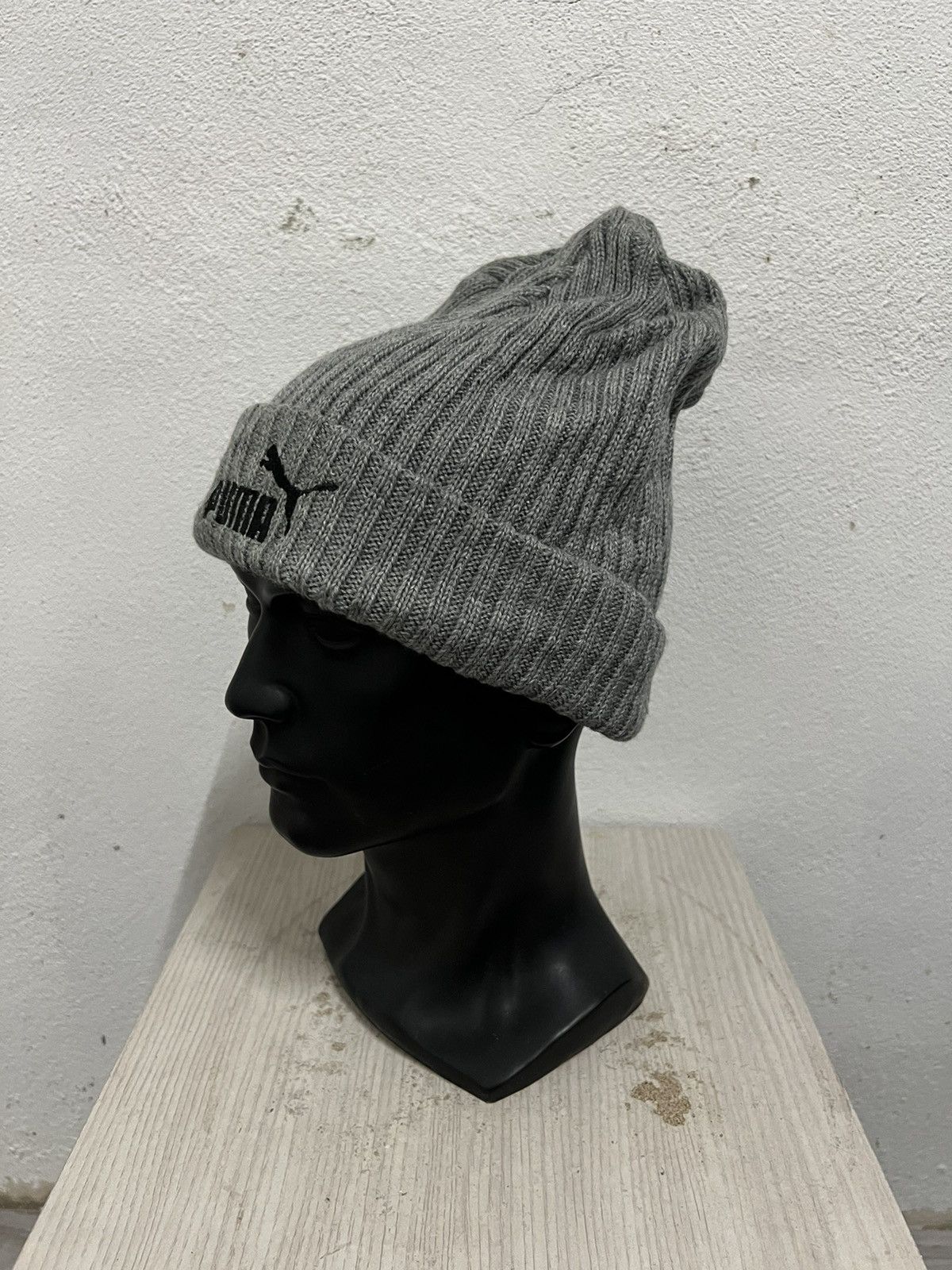 Puma Vintage Puma Spell Out Beanie Hat Size ONE SIZE - 3 Thumbnail