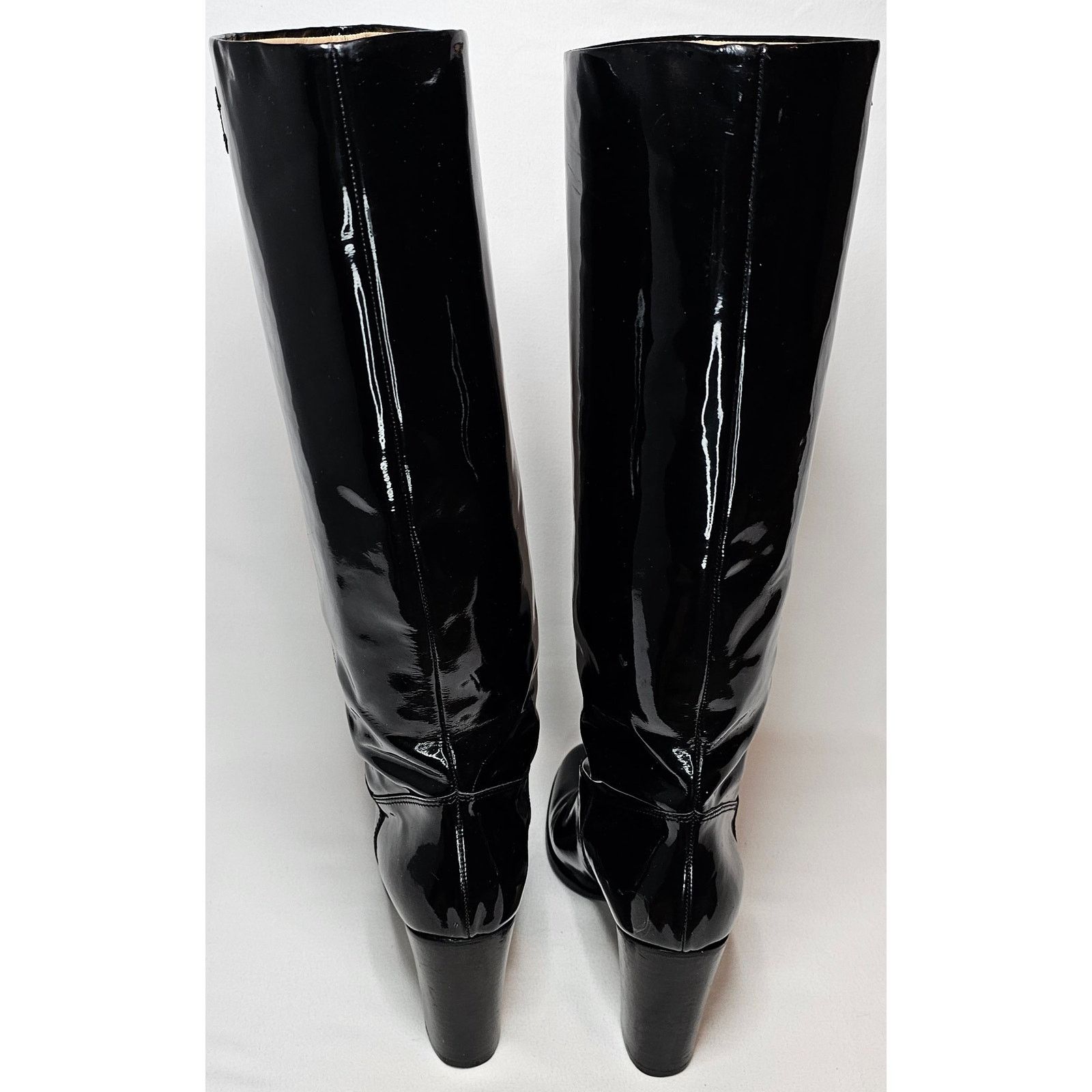 Chanel Chanel black patent boots and embroidered CC logo Size US 6 / IT 36 - 3 Thumbnail