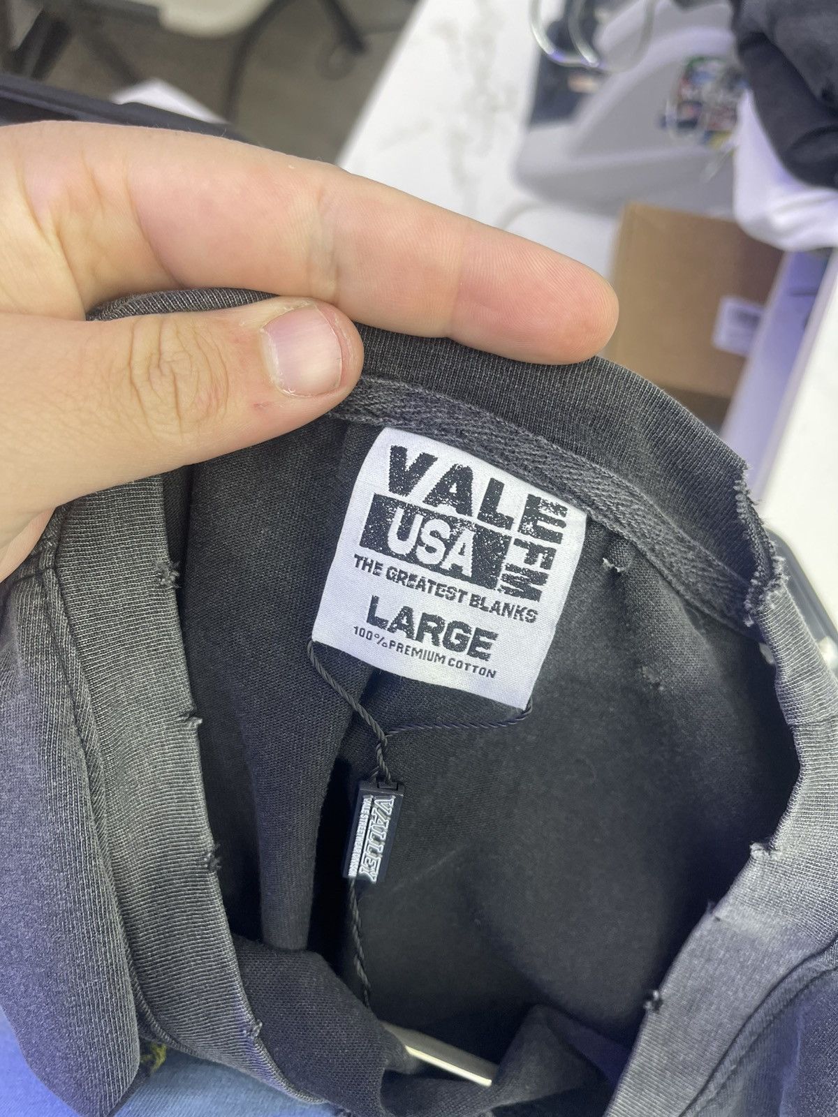 Vale Vale lives tee motorcycles racing black Size US L / EU 52-54 / 3 - 2 Thumbnail