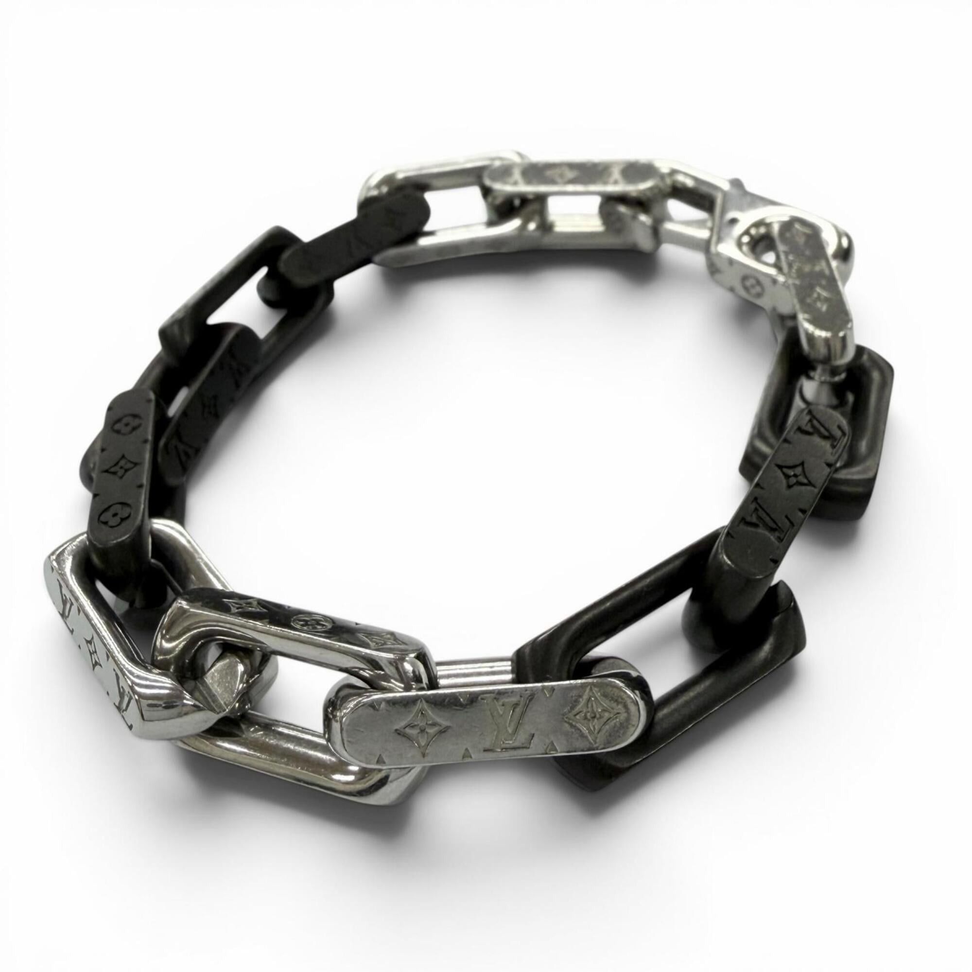 Louis Vuitton LOUIS VUITTON M00686 Monogram Chain Bracelet, Silver & Black, Size M, Made in Italy, Men's, with Box and Dust Bag. Size ONE SIZE - 1 Thumbnail