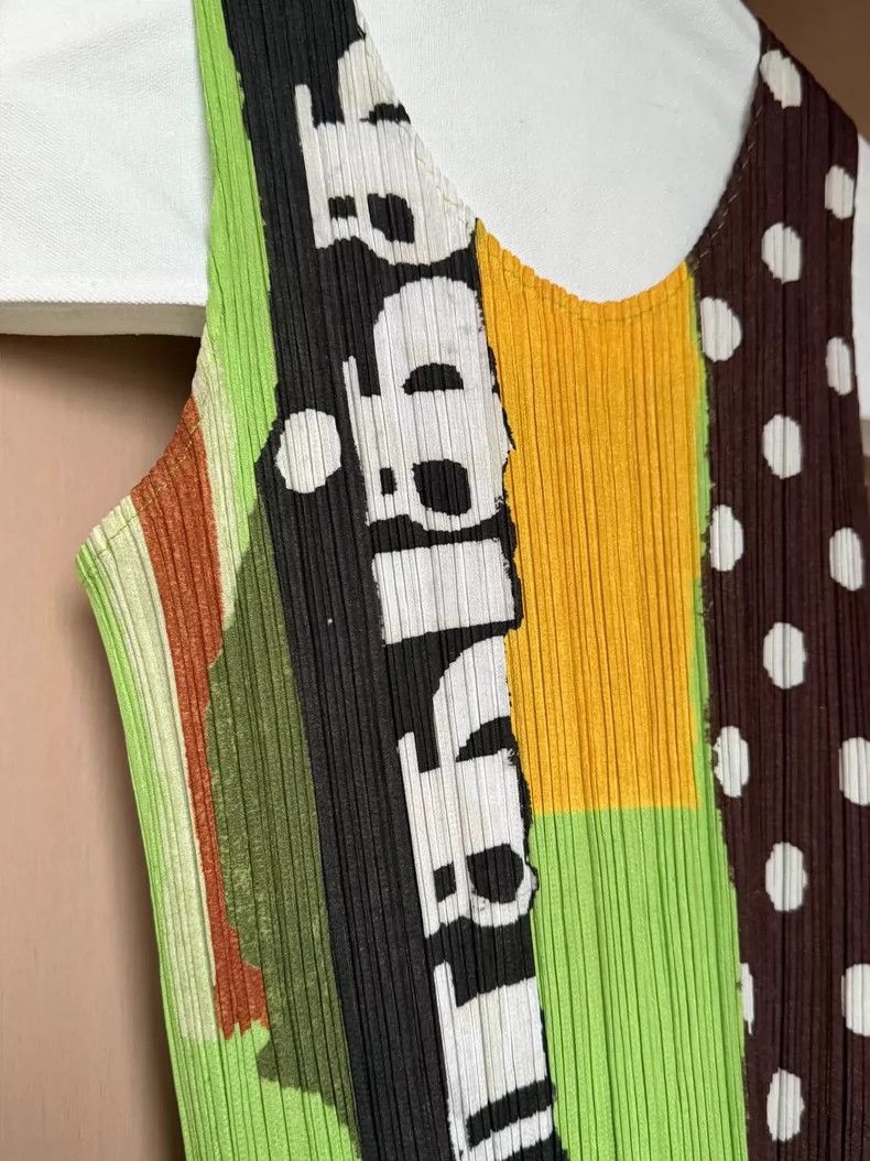 Issey Miyake issey miyake size:3 Ice cream vest 2505-Nextarrow Size XXS / US 00 / IT 34 - 2 Thumbnail