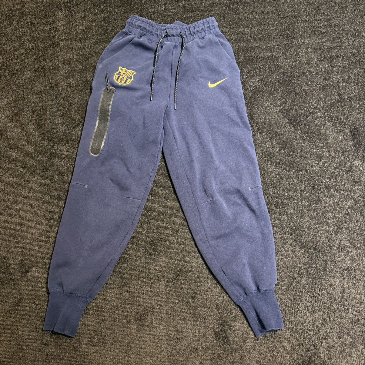 Nike Nike Barcelona Navy tech fleece pants Size US 28 / EU 44 - 1 Thumbnail