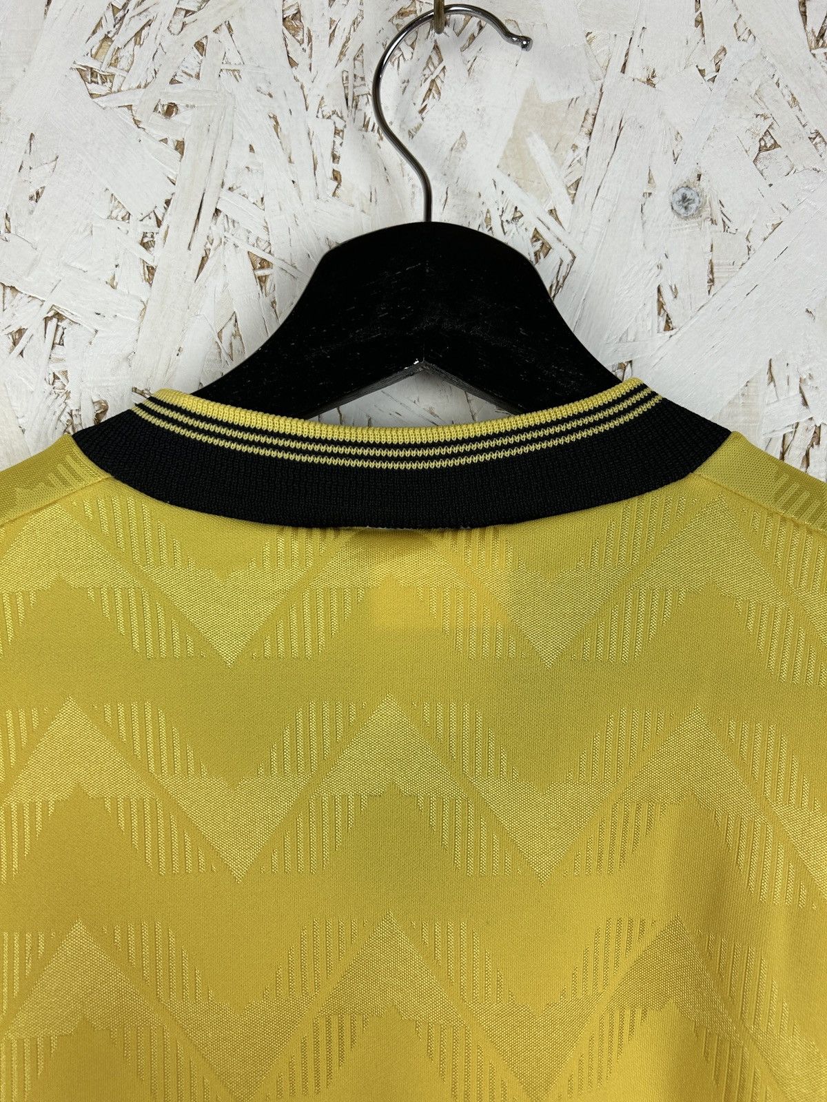 Umbro 90s Umbro Template Long Sleeve Soccer Football Jersey ~L Size US L / EU 52-54 / 3 - 6 Thumbnail