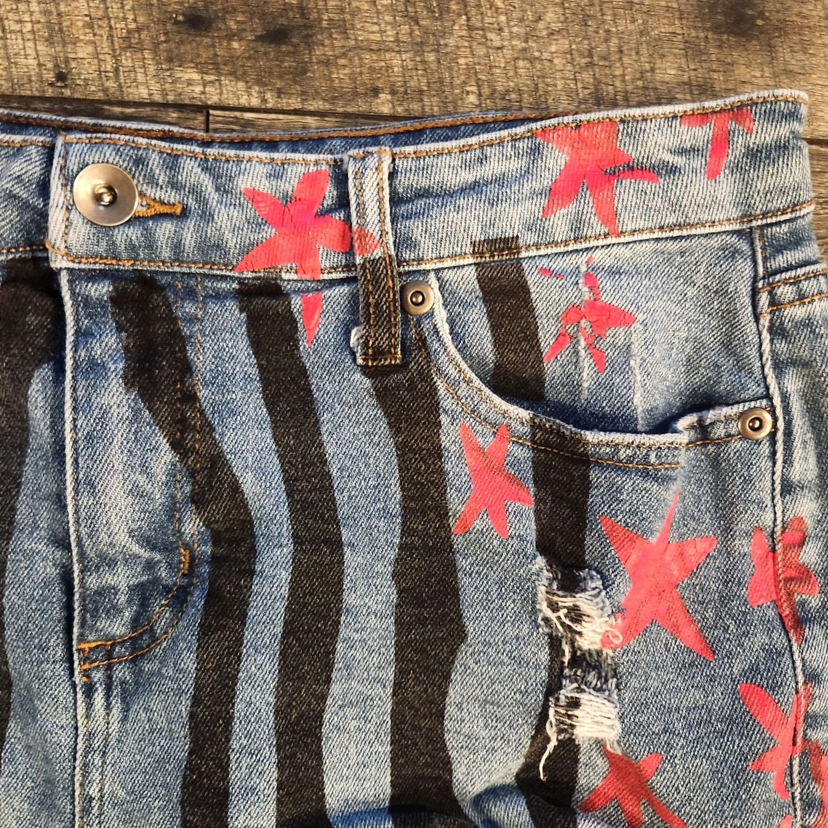 Denime Harley Quinn Shorts Birds of Prey Denim Cut Jean Stars Stripes USA 4th Size 9 Womens Size 30" / US 8 / IT 44 - 3 Thumbnail