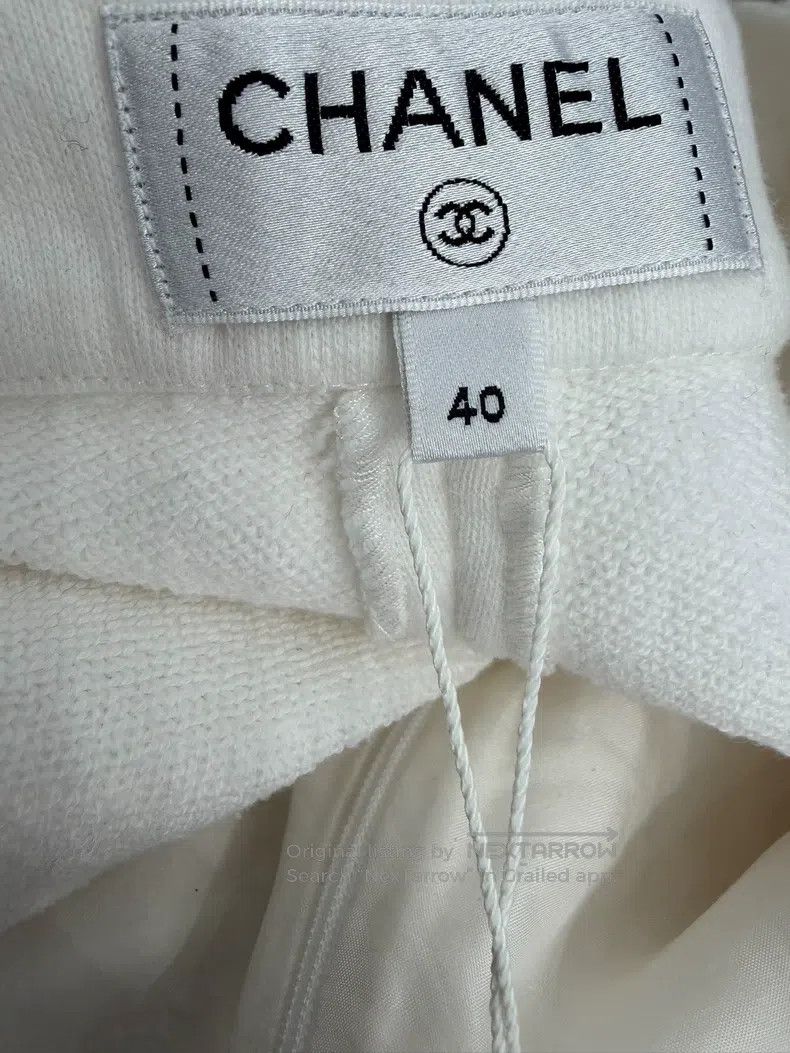 Chanel Chanel 24M cocoBeach series buttoned white wide-leg trouse Size 26" / US 2 / IT 38 - 3 Thumbnail