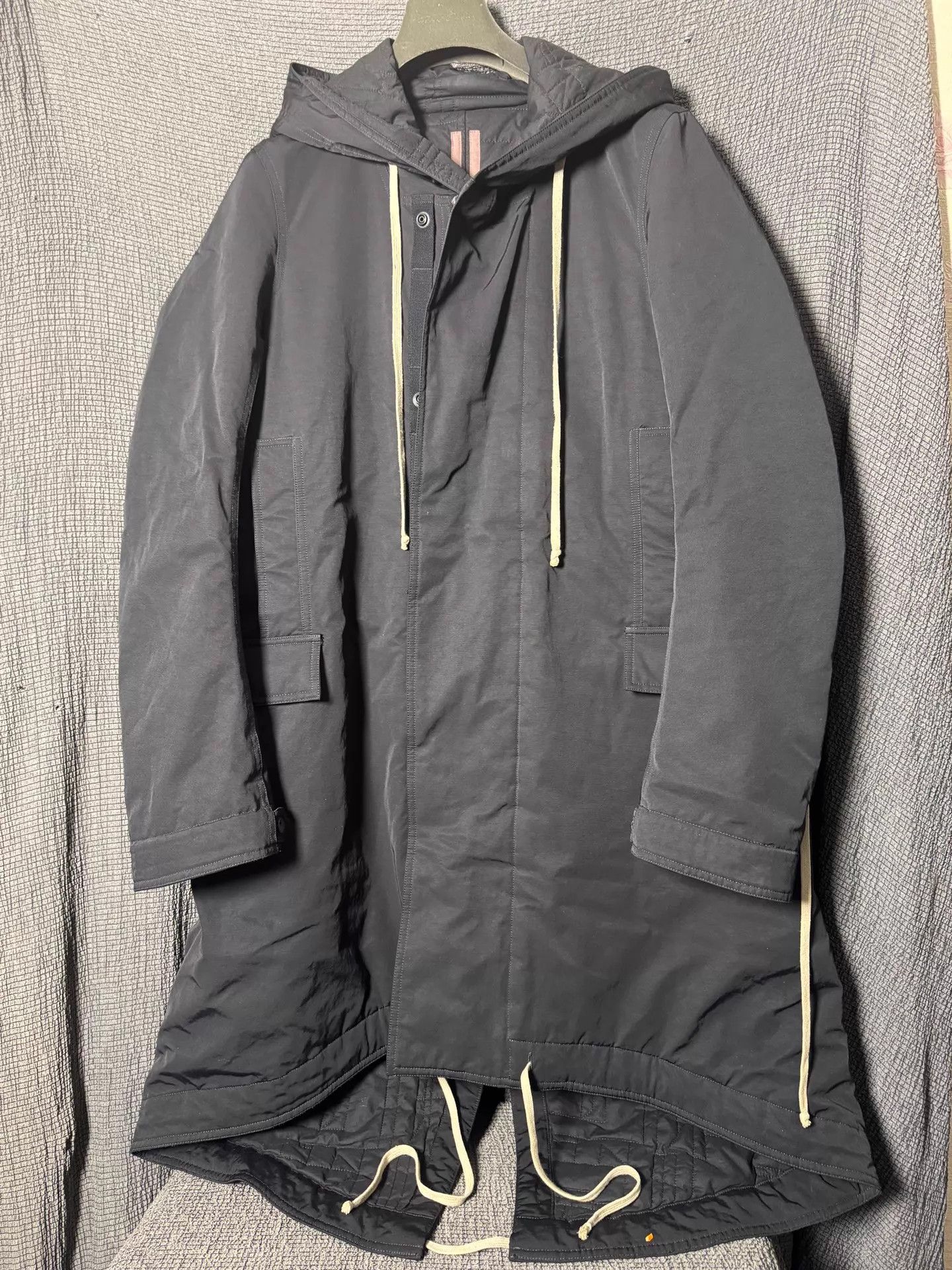 Rick Owens Rick Owens 16fw Nylon Fish Tail Coat S Size US S / EU 44-46 / 1 - 1 Thumbnail