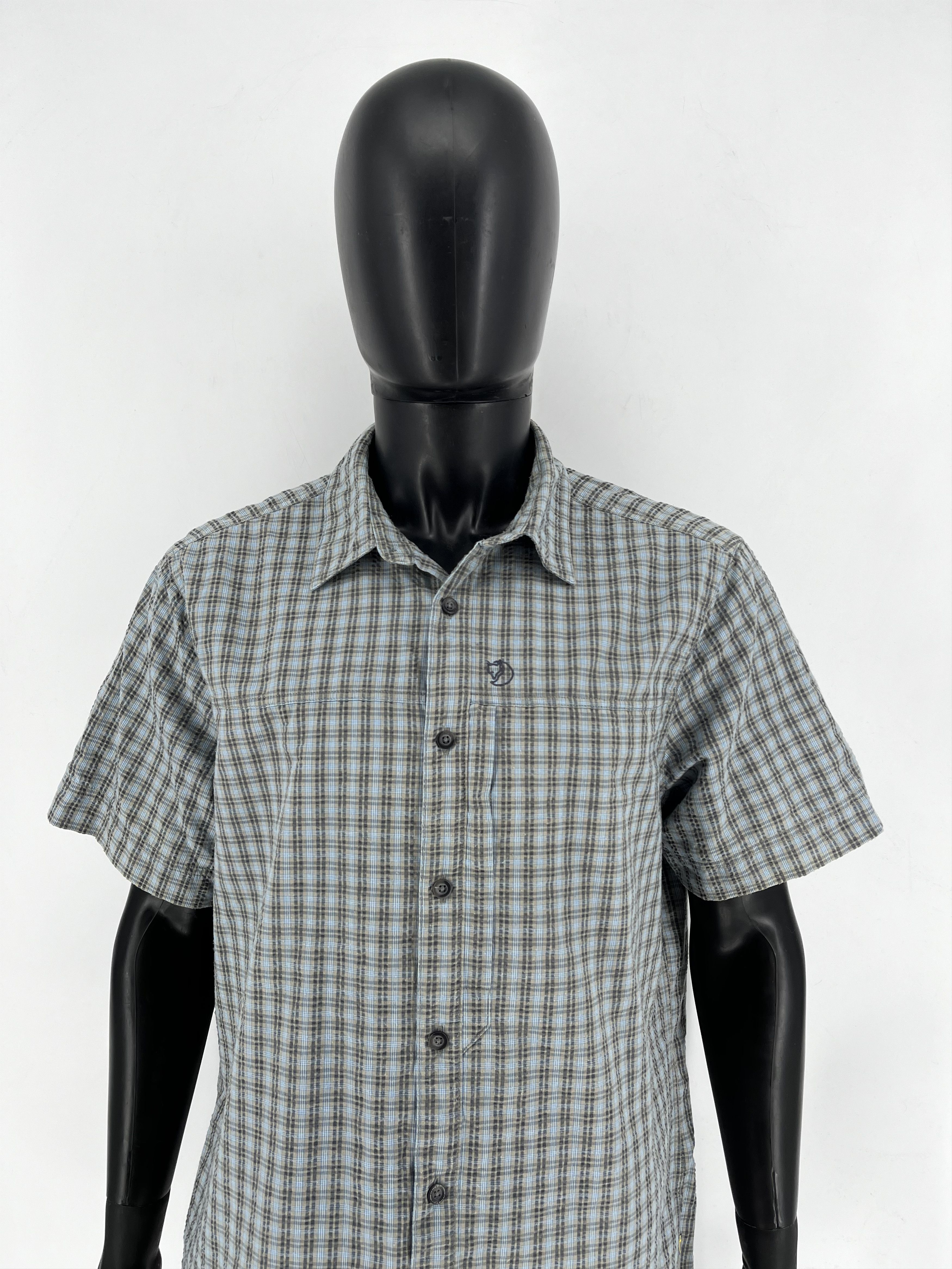 Fjallraven Fjall Raven Short Sleeve Streetwear Outdoor Shirt Size L Size US L / EU 52-54 / 3 - 1 Thumbnail