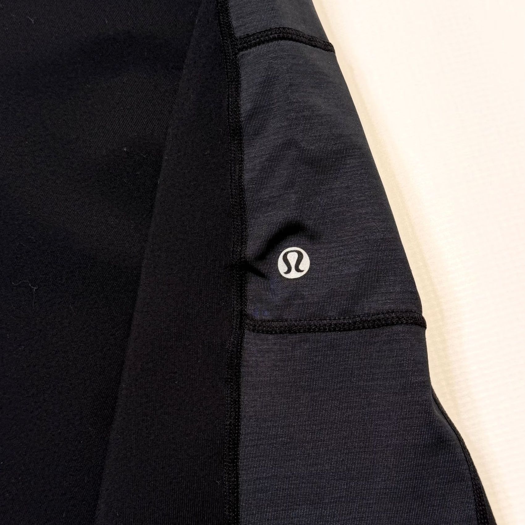 Lululemon Lululemon Pants Womens Medium Black Cropped Wide Leg Elastic Waist Zip Pocket Size 29" - 5 Thumbnail
