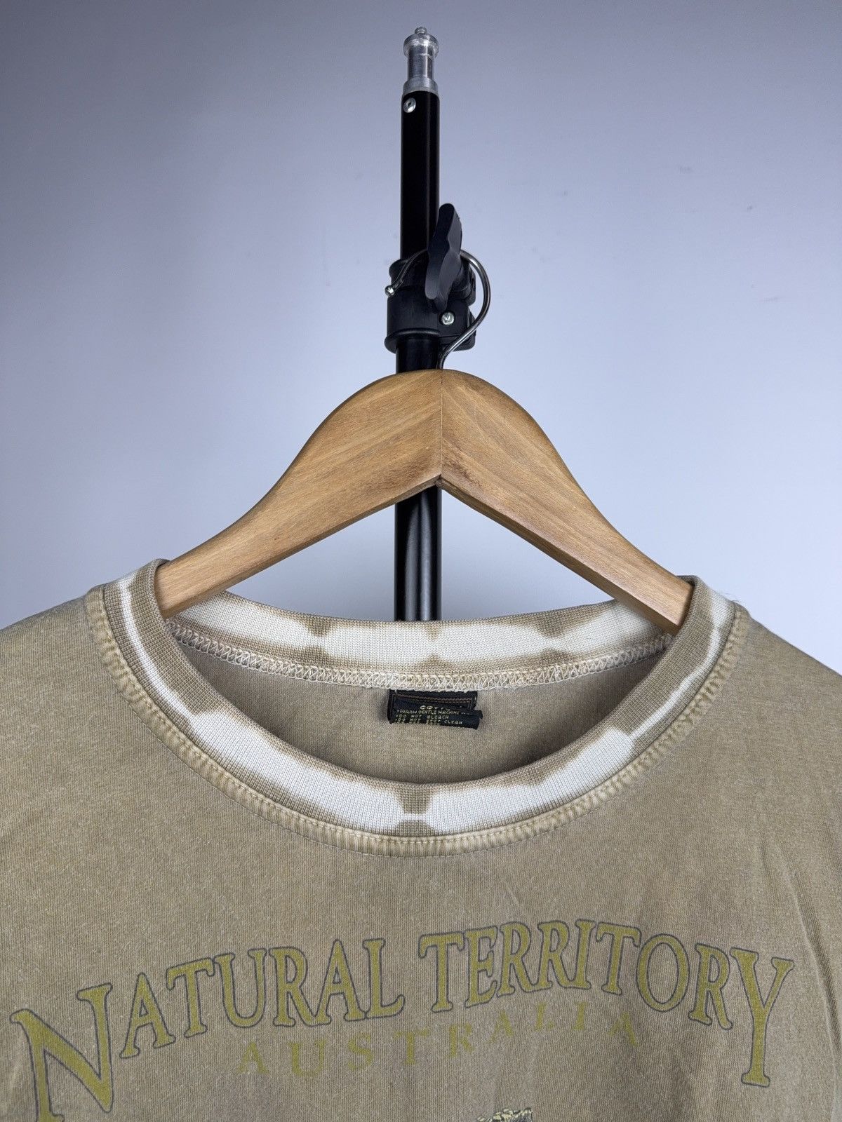 Vintage Animal Natural Territory Australia Crocodile Graphic T-Shirt Size US L / EU 52-54 / 3 - 8 Thumbnail