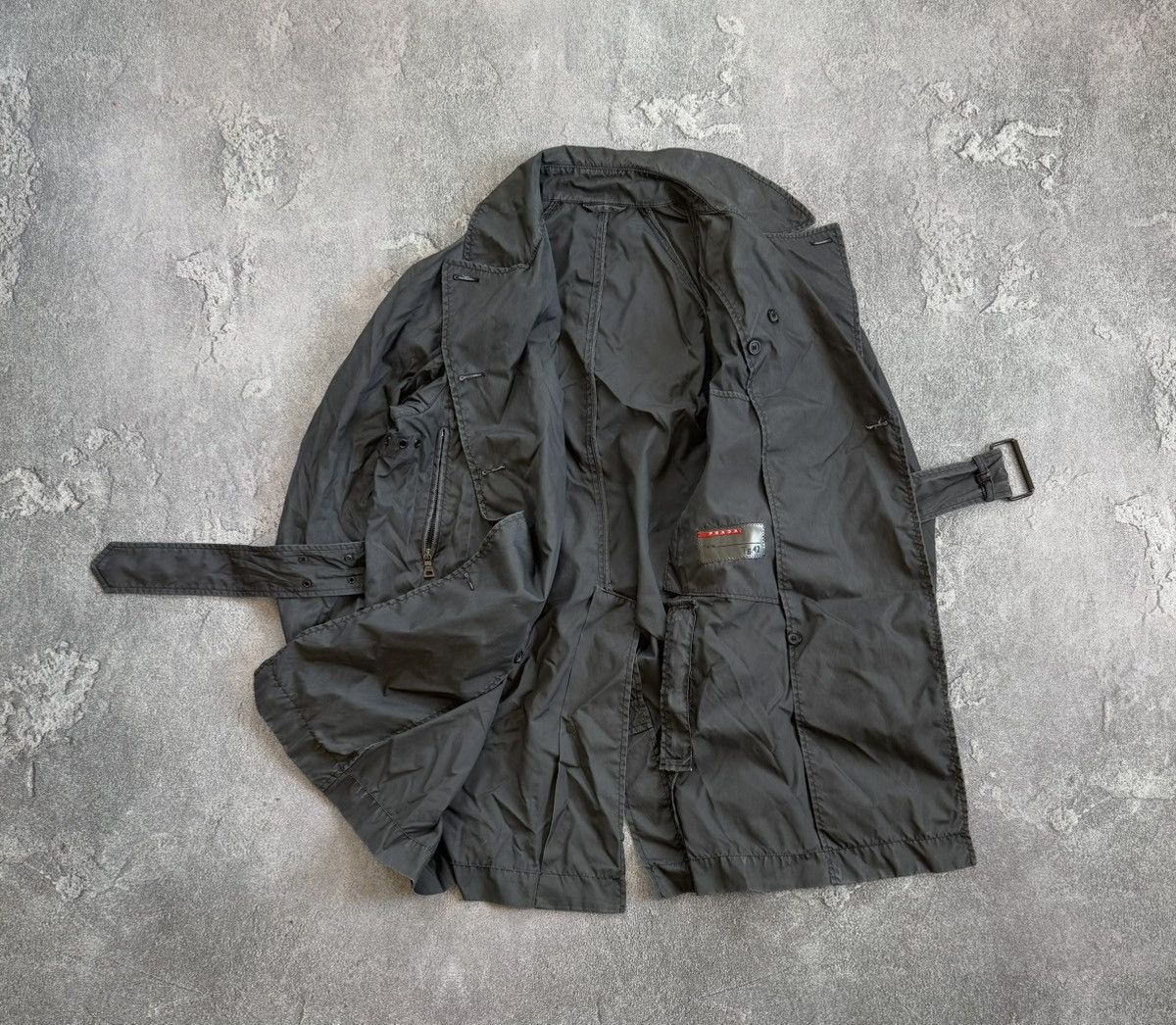 Designer × Prada × Vintage Prada 42size Wmns graphite trench coat jacket + belt vintage Size M / US 6-8 / IT 42-44 - 10 Thumbnail
