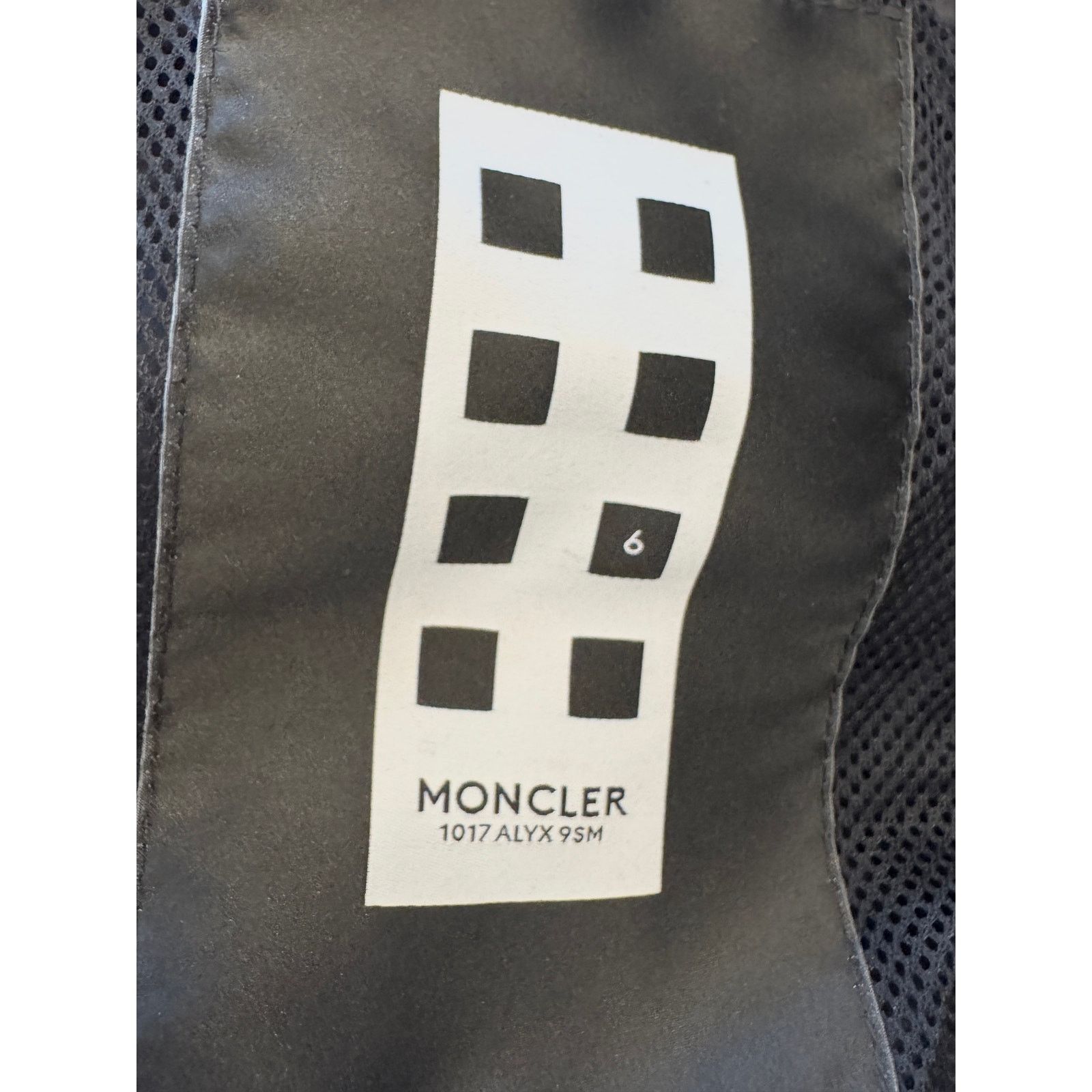Moncler Genius Genius 6 Moncler 1017 ALYX 9SM Down Zenit Giubbotto Jacket Size US S / EU 44-46 / 1 - 9 Thumbnail