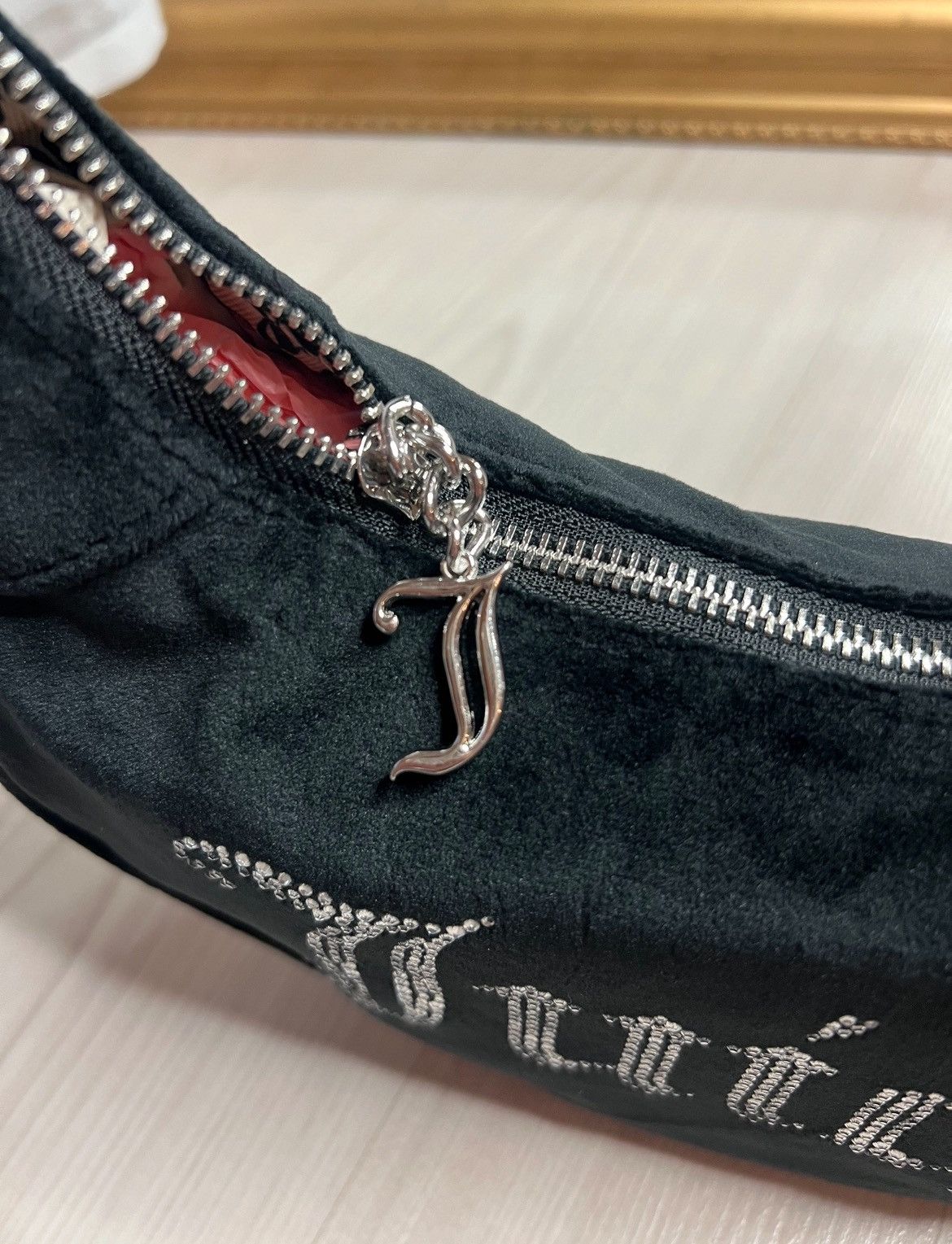Juicy Couture Black Juicy Couture Bag with a silver chain