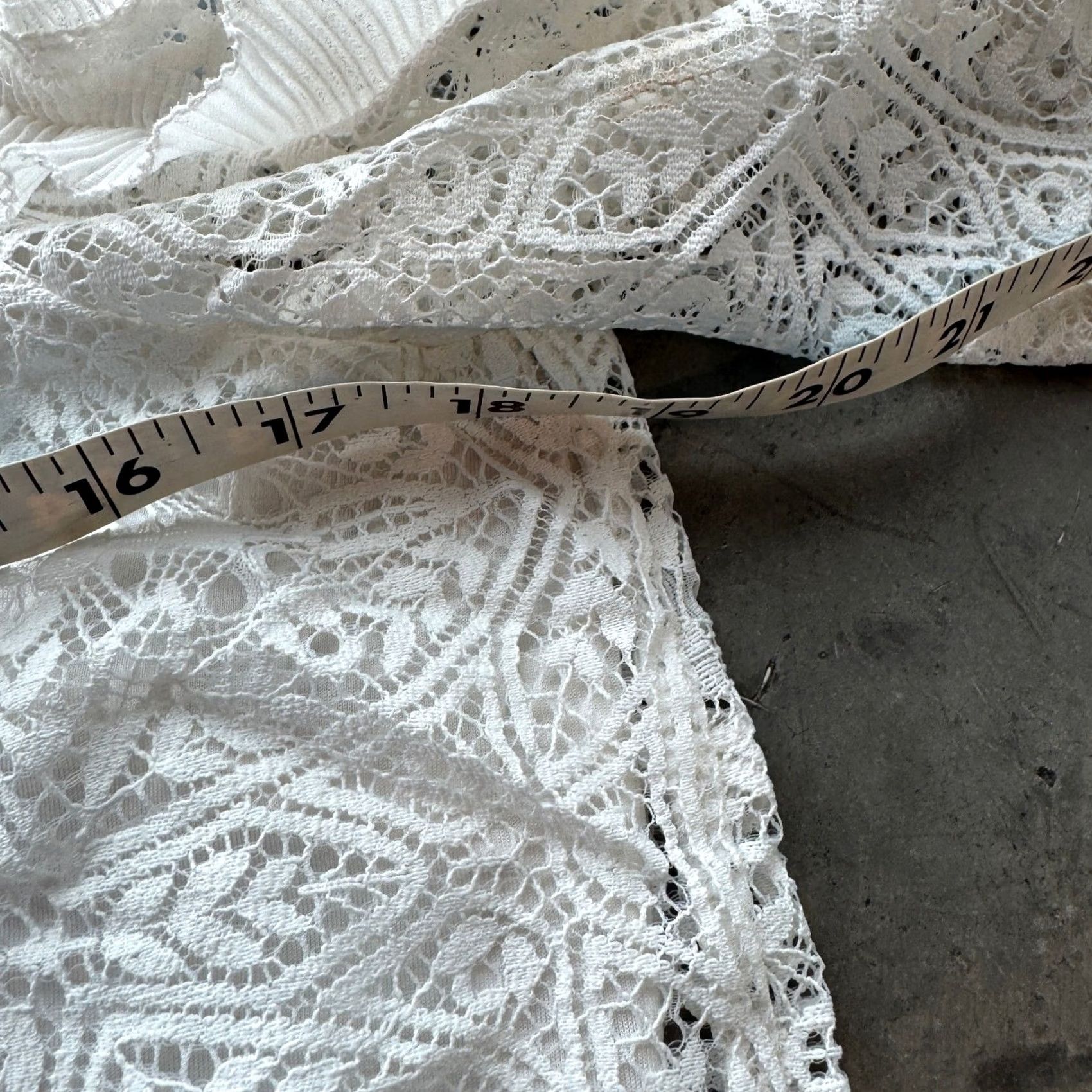 Vintage VINTAGE White House Black Market Blouse Cold-Shoulder Lace Shirt Womens Medium Size M / US 6-8 / IT 42-44 - 4 Thumbnail