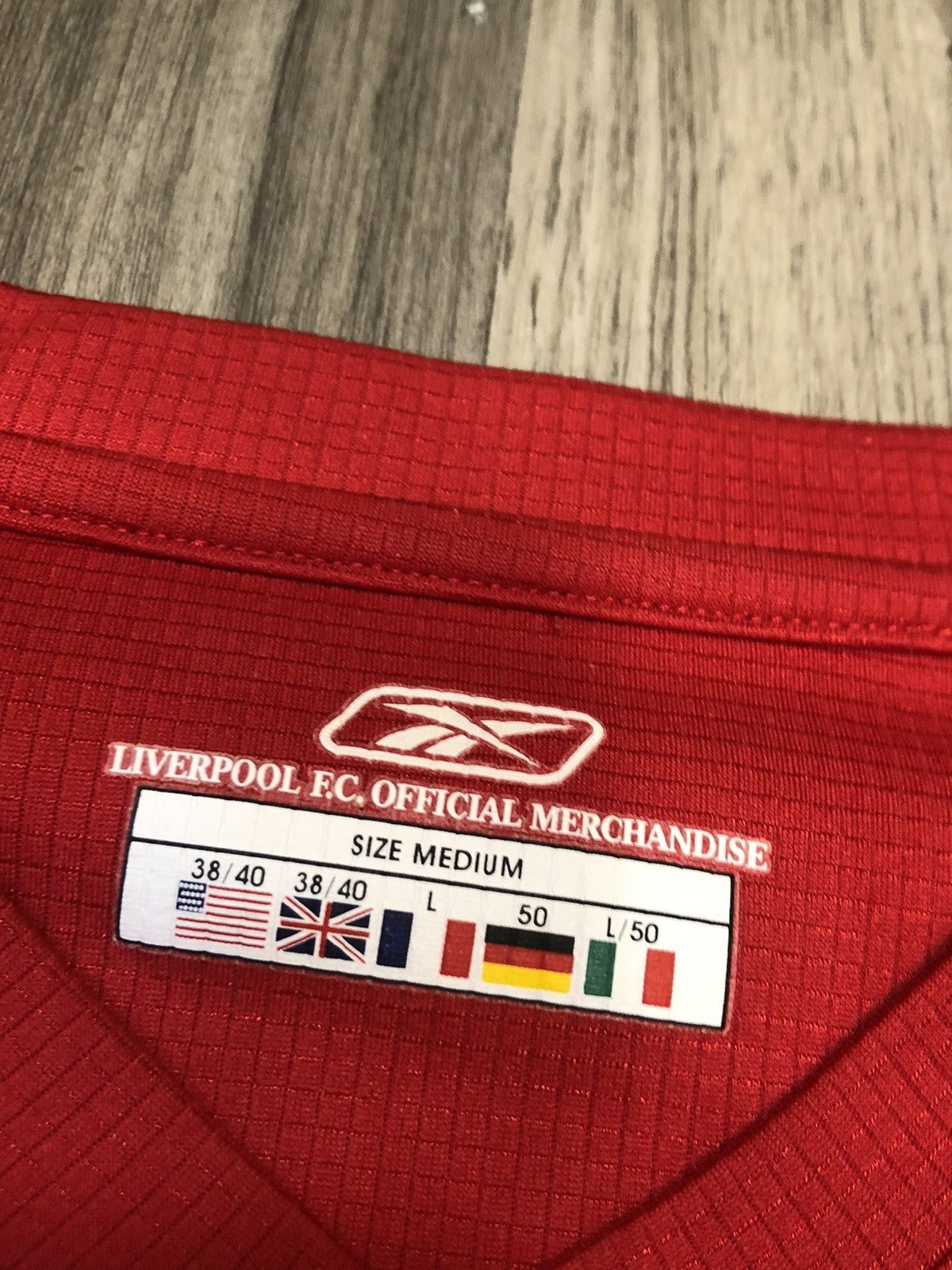 Reebok Liverpool 2000s training jersey Size US M / EU 48-50 / 2 - 8 Thumbnail