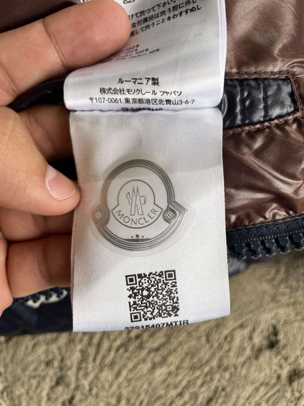 Moncler Like new Moncler Maya Giubbotto down puffer jacket Size US S / EU 44-46 / 1 - 12 Thumbnail
