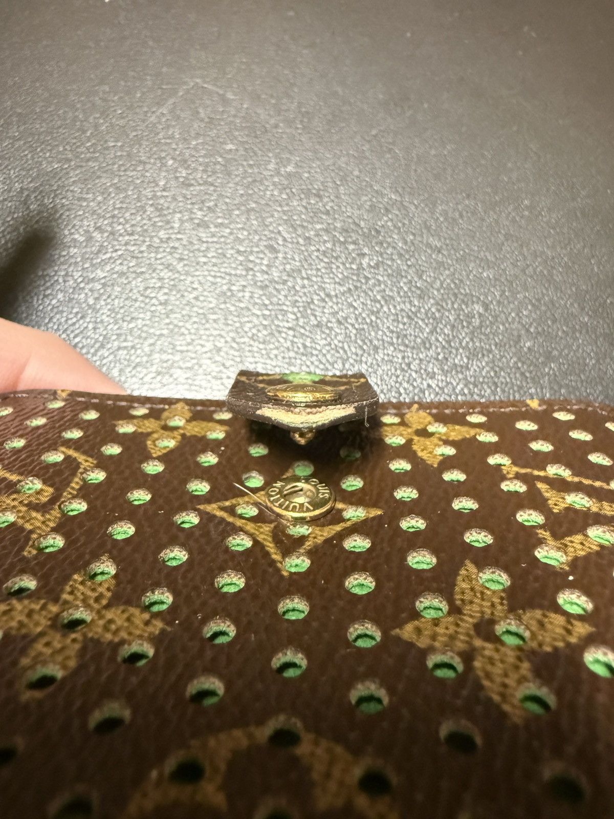 Louis Vuitton Louis Vuitton Monogram Perforated Green Zip Compact Wallet Size ONE SIZE - 7 Thumbnail