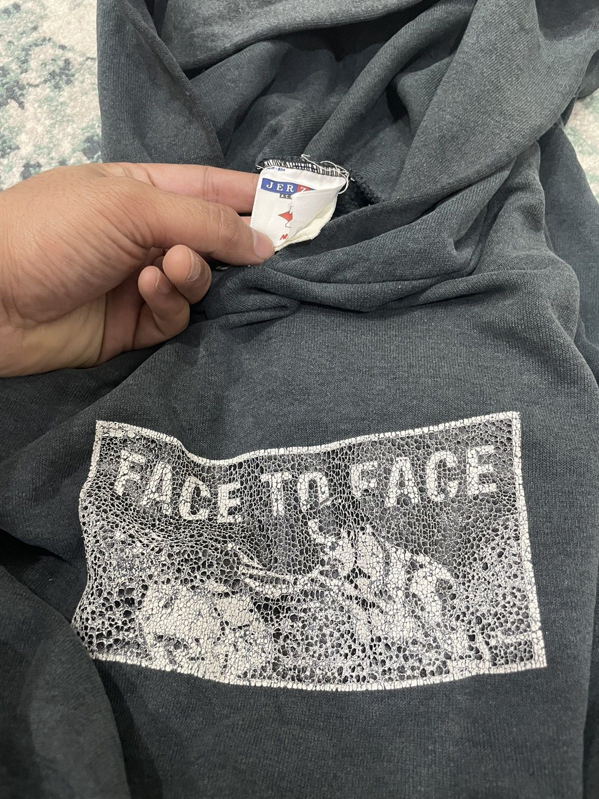 Seditionaries Vintage 1990 Faded Face to Face Punk Rock Hoodie Size US XL / EU 56 / 4 - 15 Thumbnail
