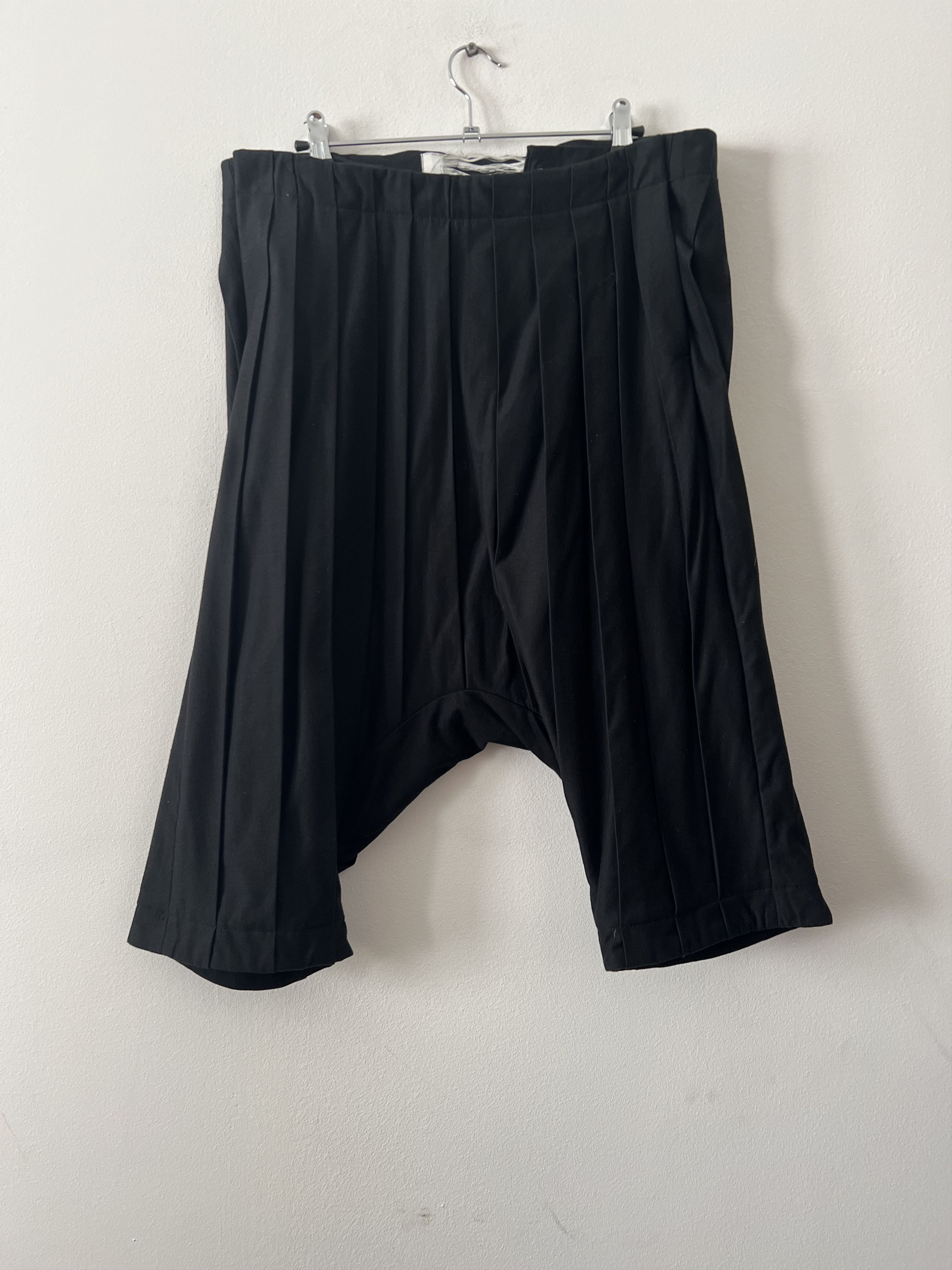 Individual Sentiments Plisse Cropped Pants Size US 32 / EU 48 - 8 Thumbnail